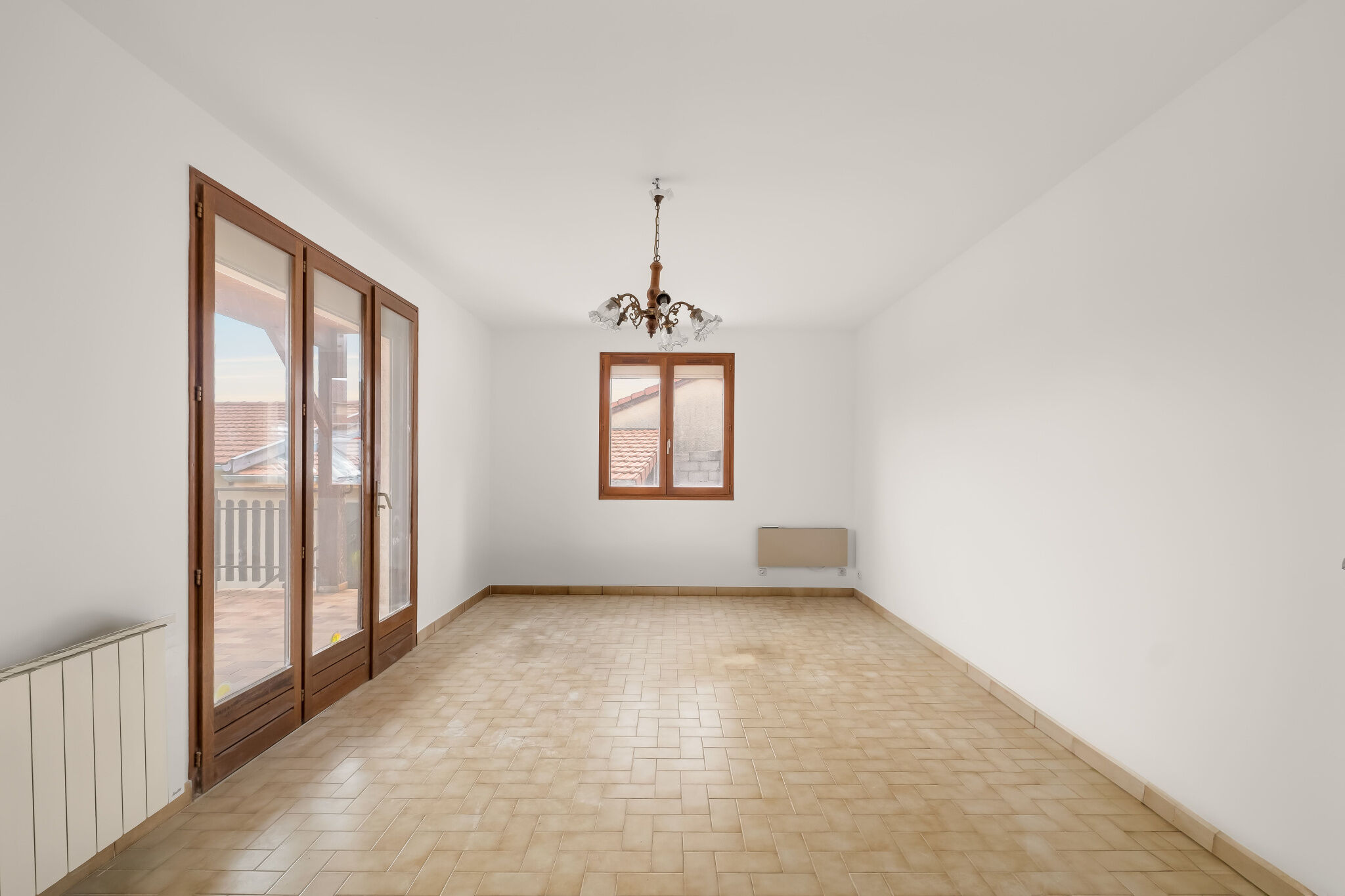 Photo 6 — JUNE IMMOBILIER