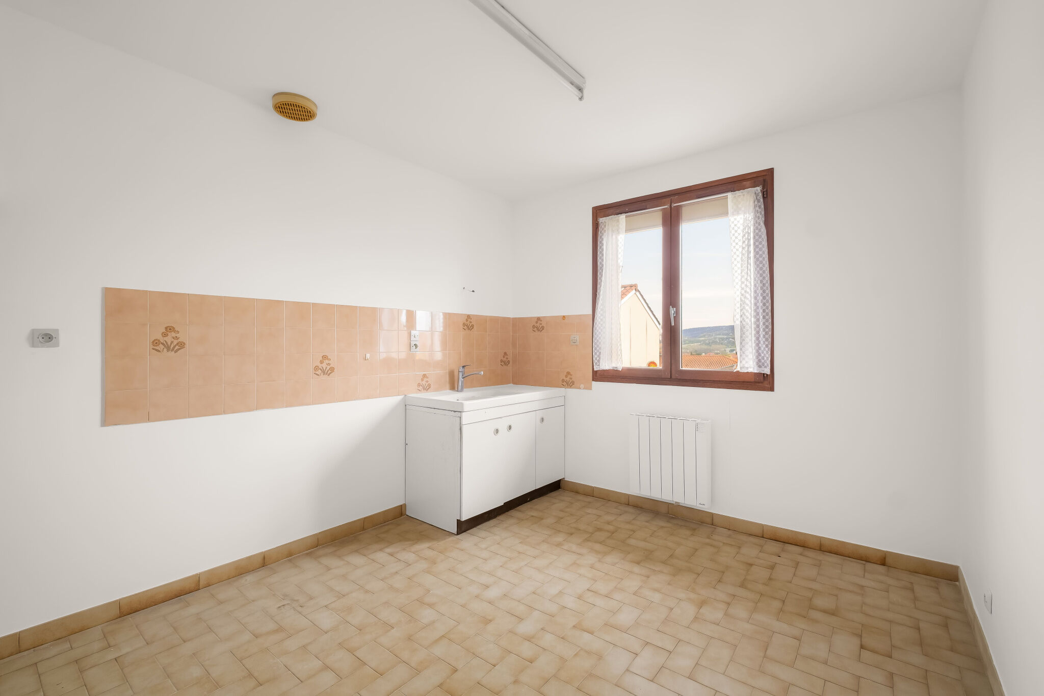 Photo 3 — JUNE IMMOBILIER