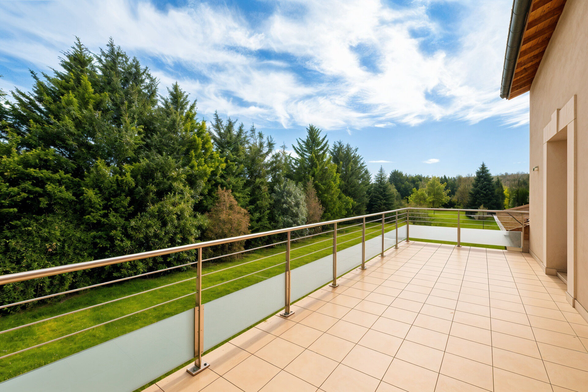 Photo 17 — JUNE IMMOBILIER