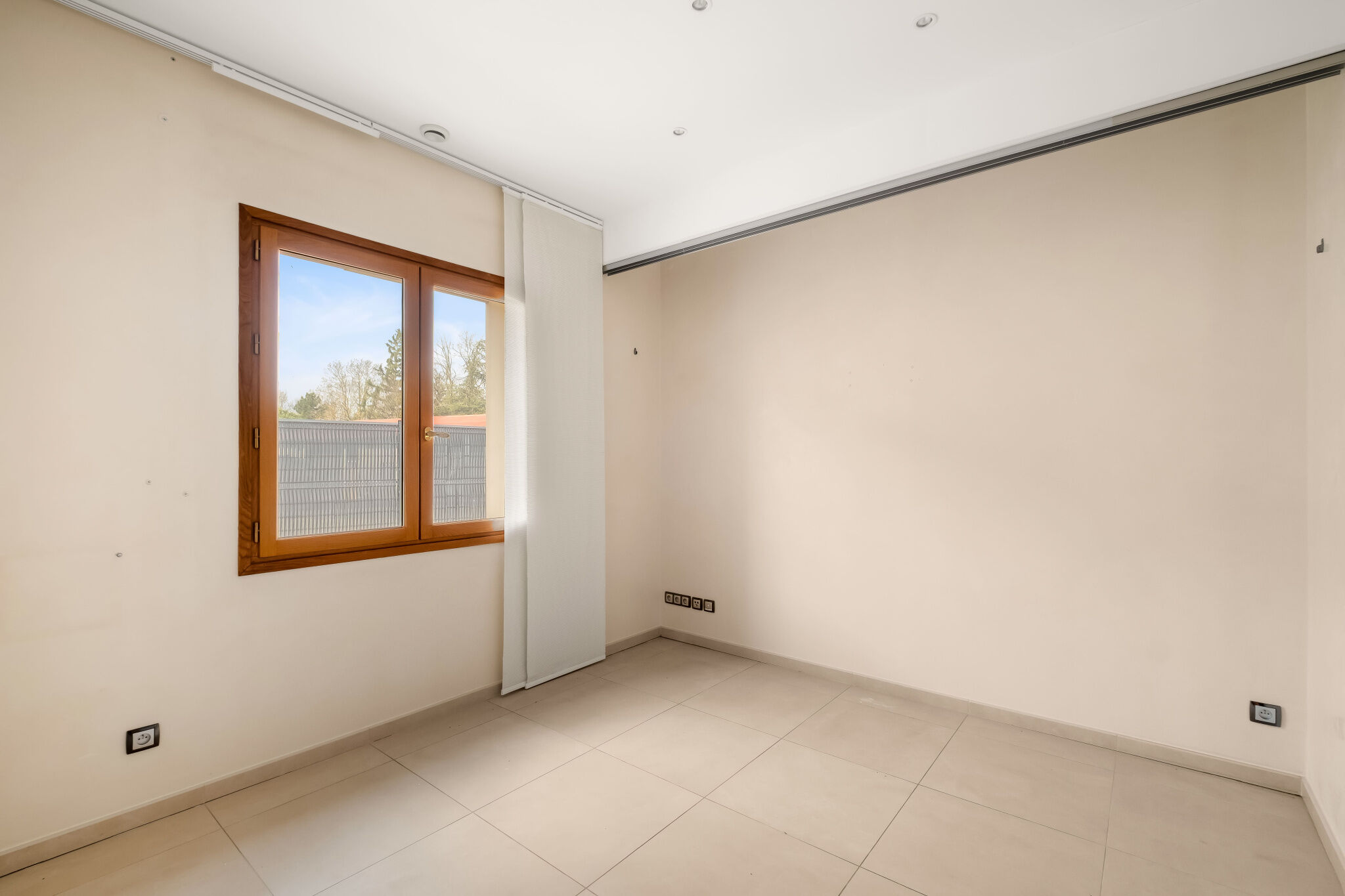 Photo 21 — JUNE IMMOBILIER