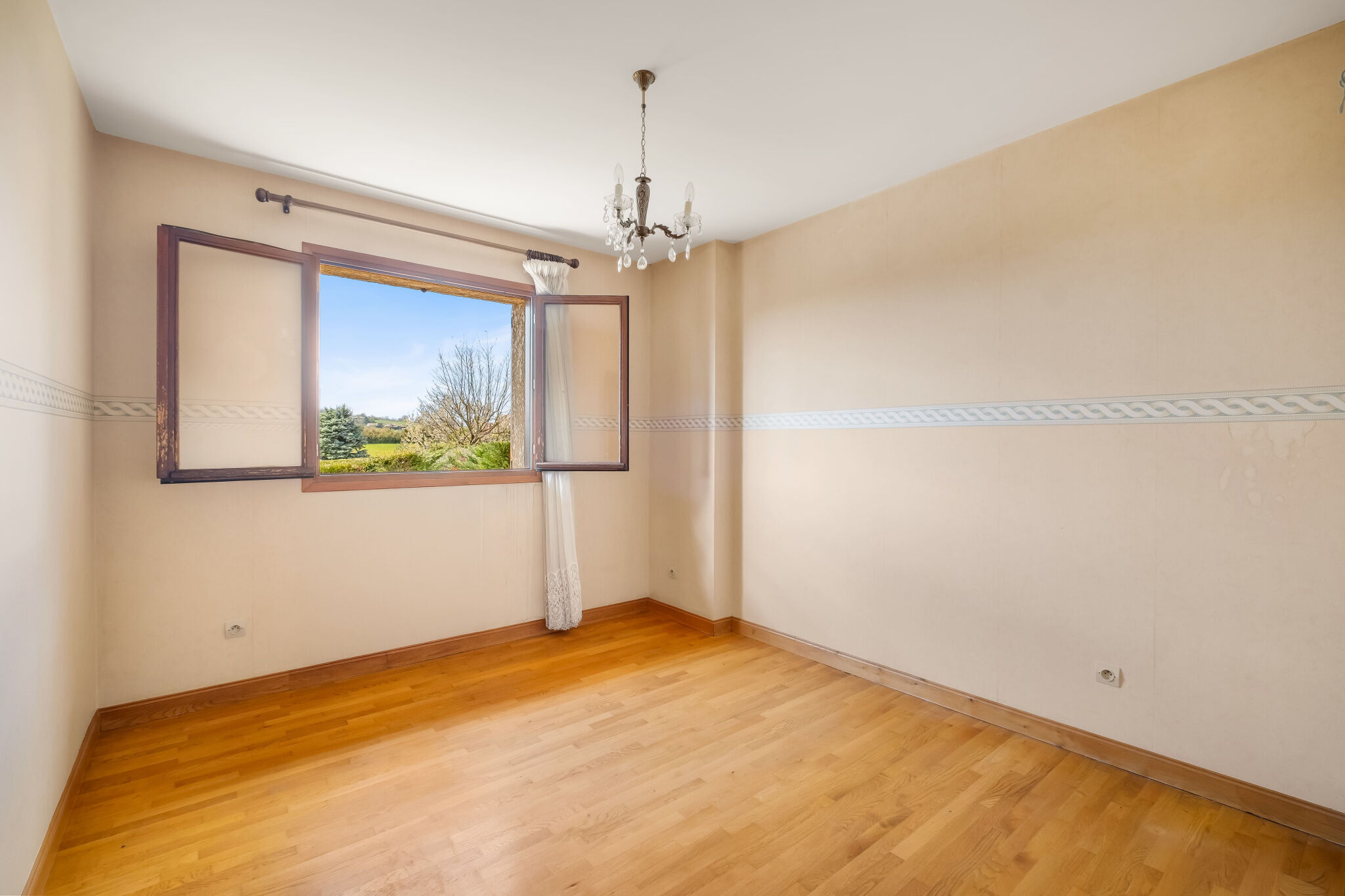Photo 17 — JUNE IMMOBILIER