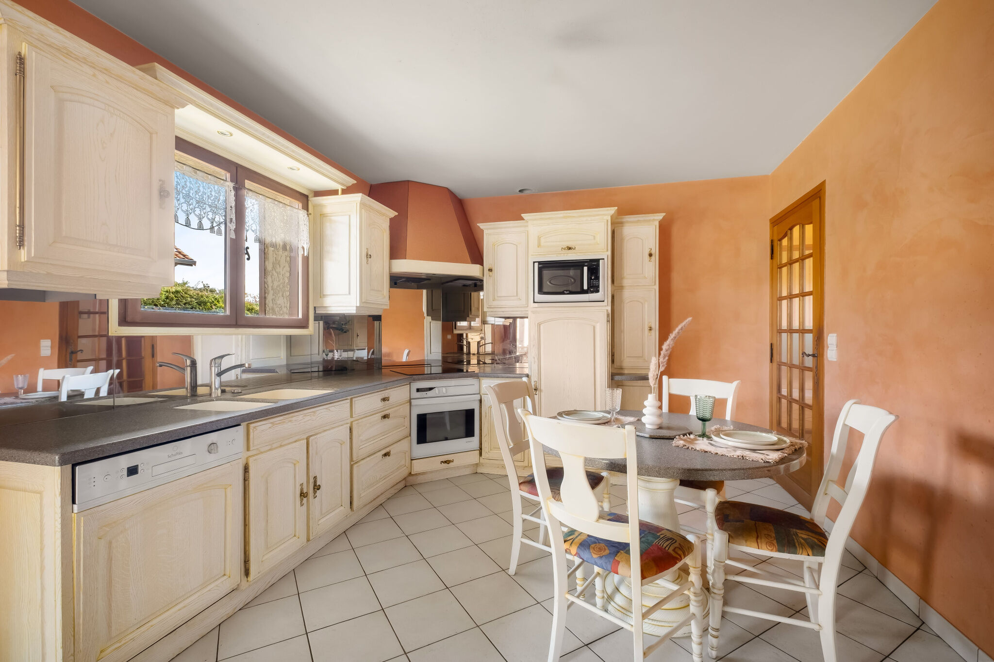 Photo 15 — JUNE IMMOBILIER