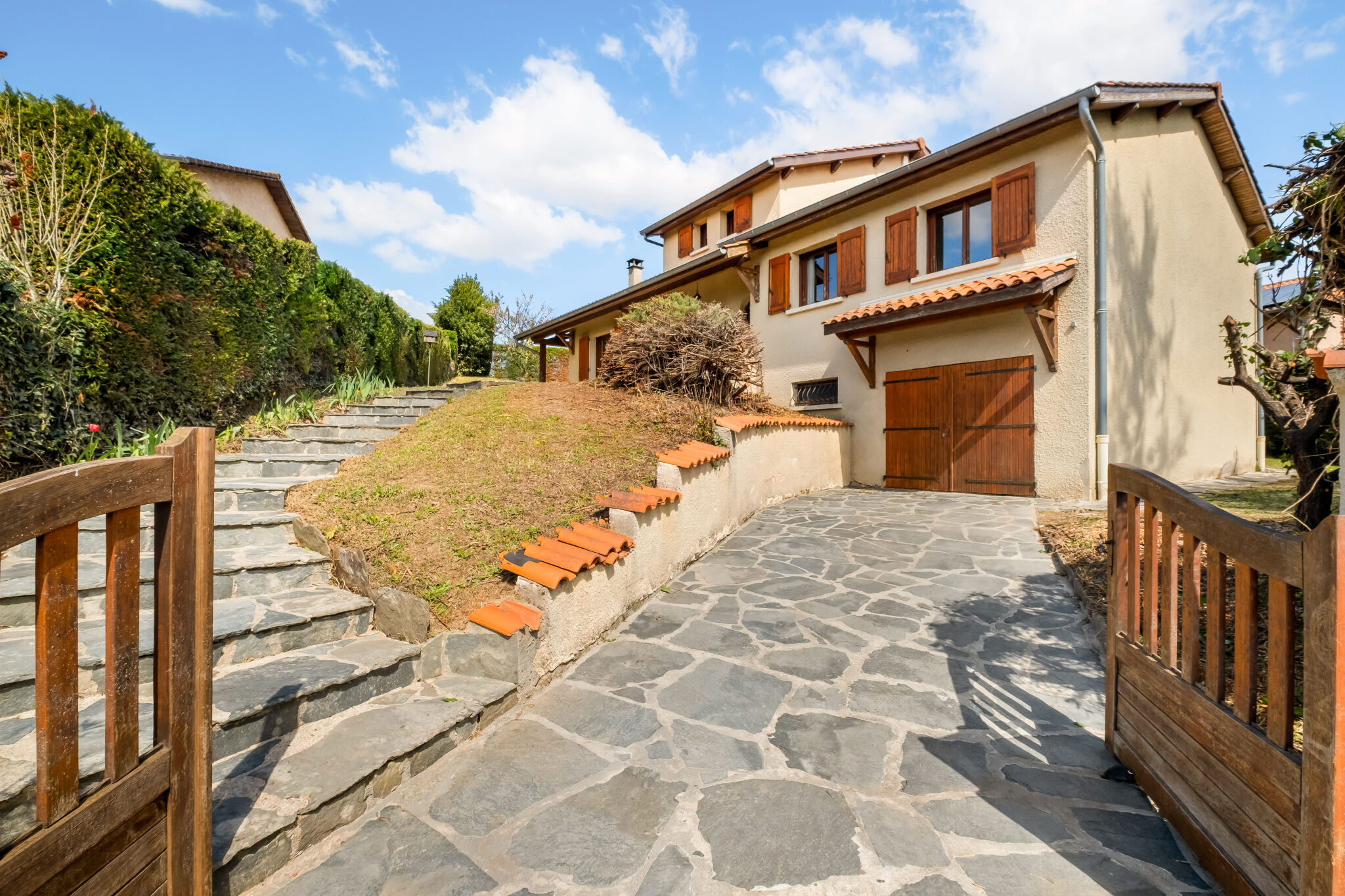 Photo 5 — JUNE IMMOBILIER