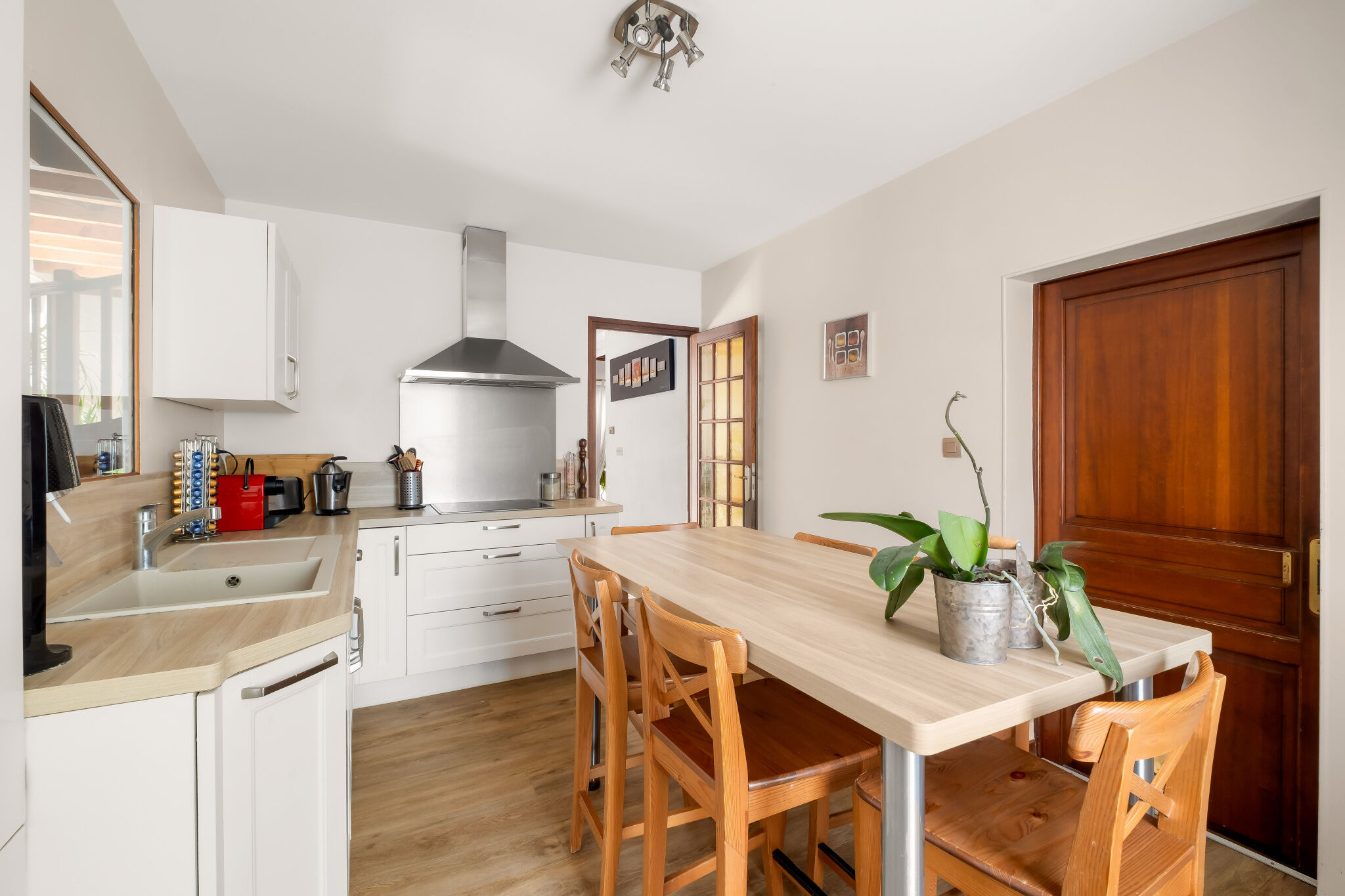 Photo 12 — JUNE IMMOBILIER