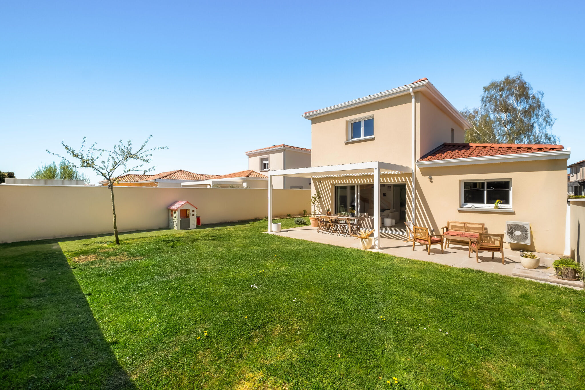 Photo 10 — JUNE IMMOBILIER