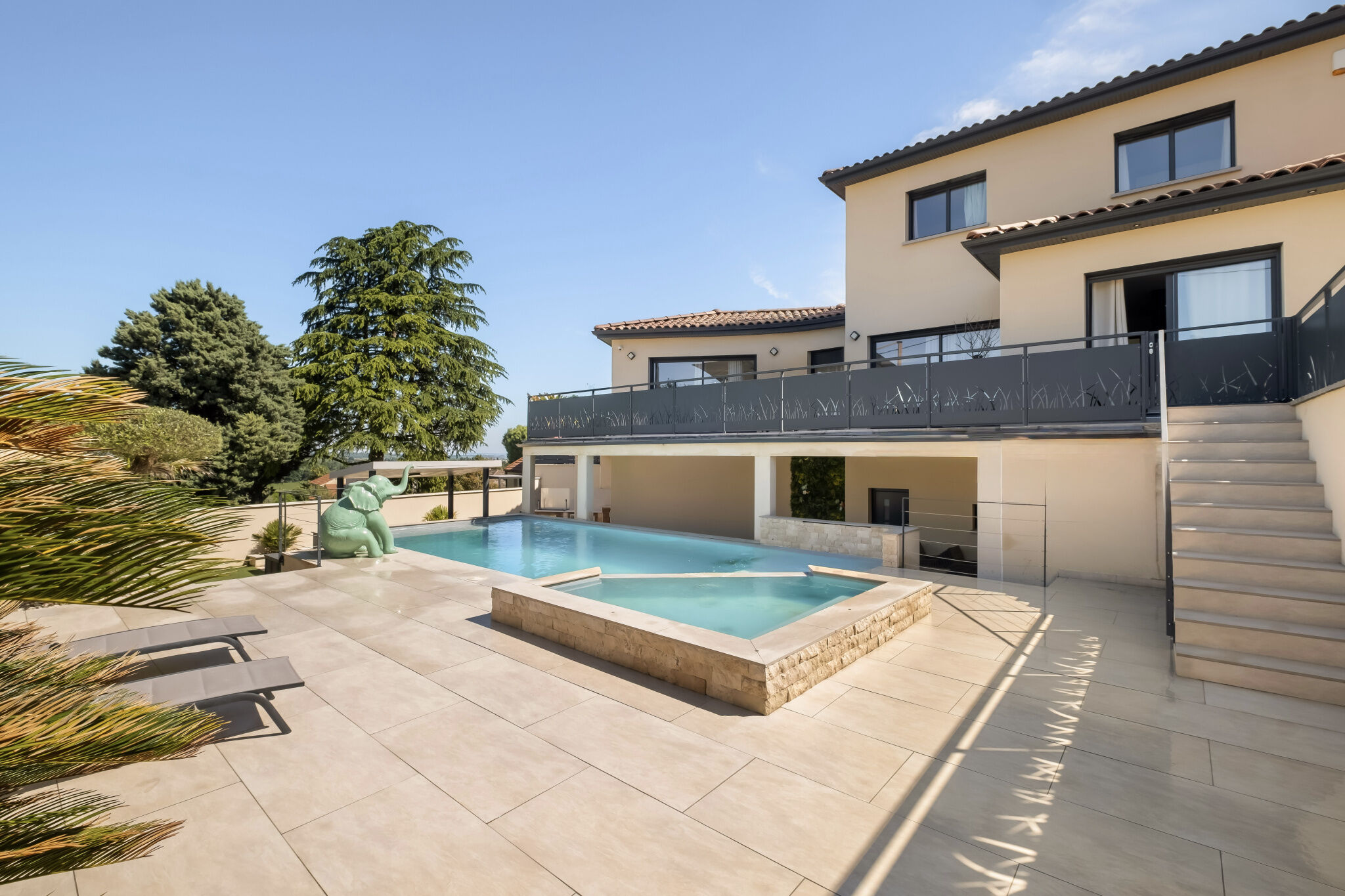 Photo 2 — JUNE IMMOBILIER