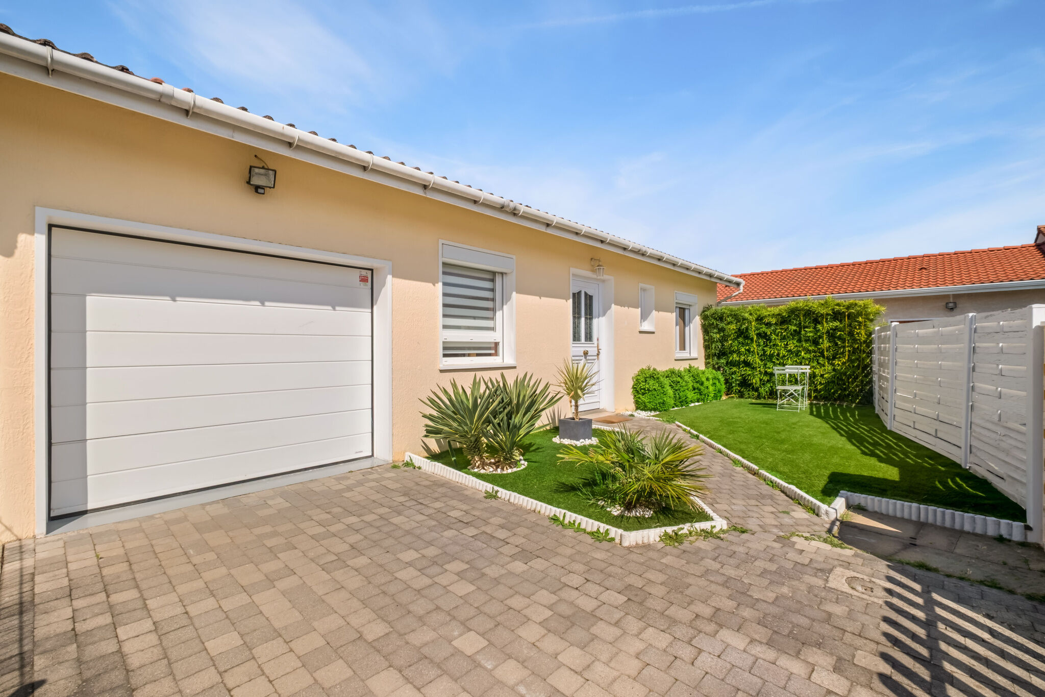Photo 21 — JUNE IMMOBILIER
