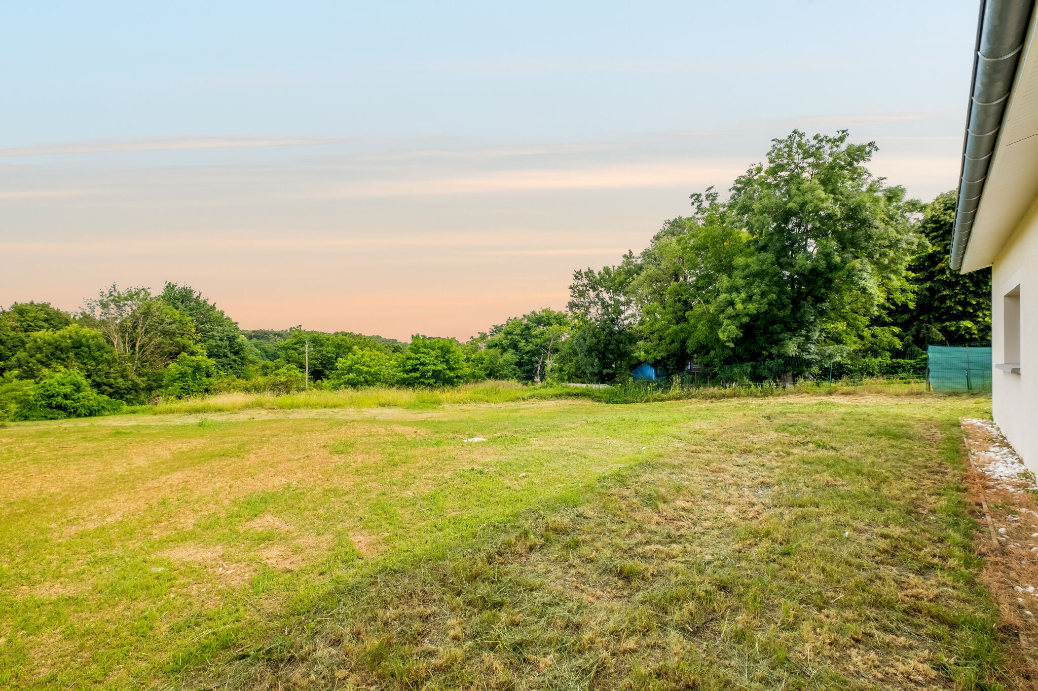 Photo 3 — JUNE IMMOBILIER