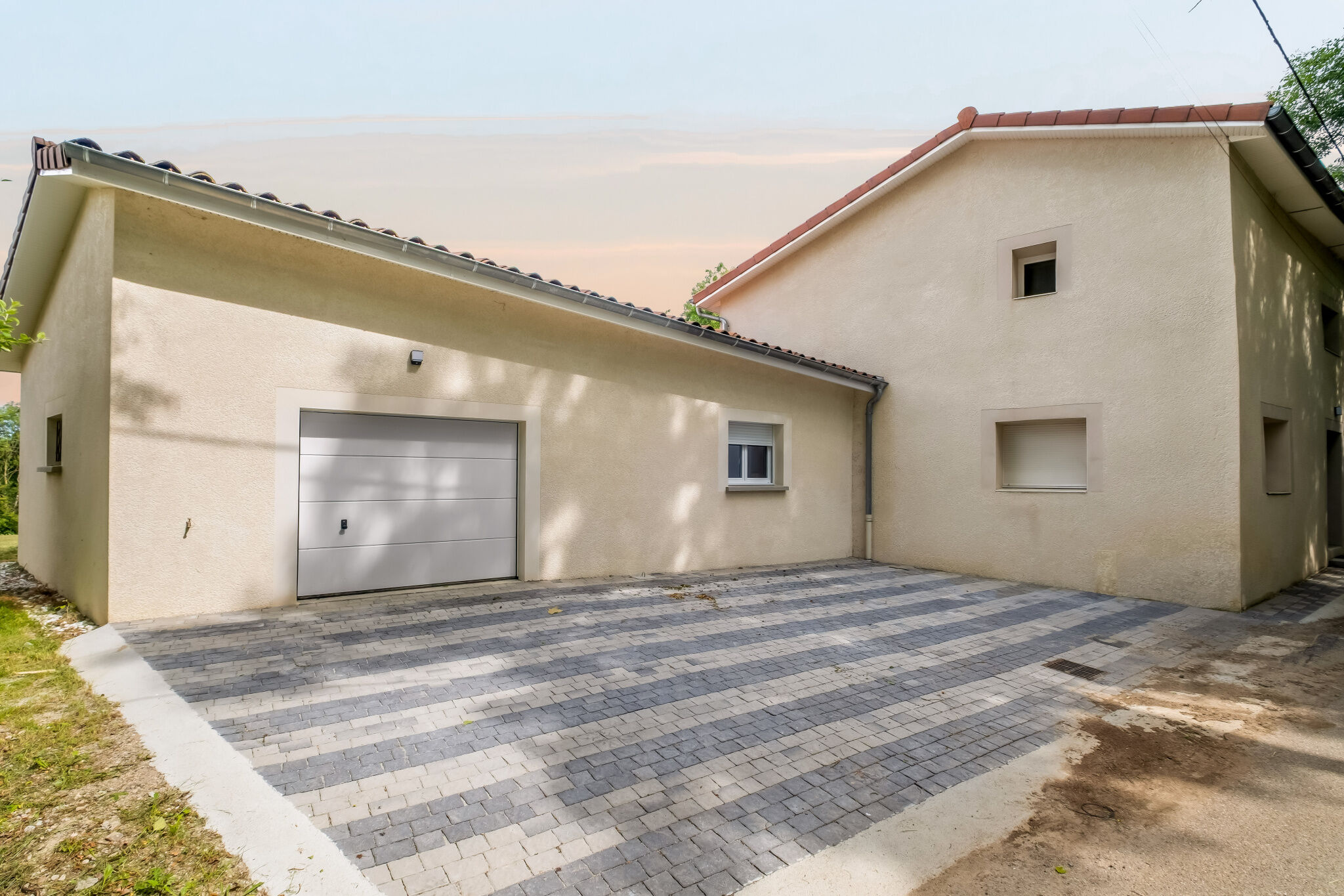 Photo 4 — JUNE IMMOBILIER