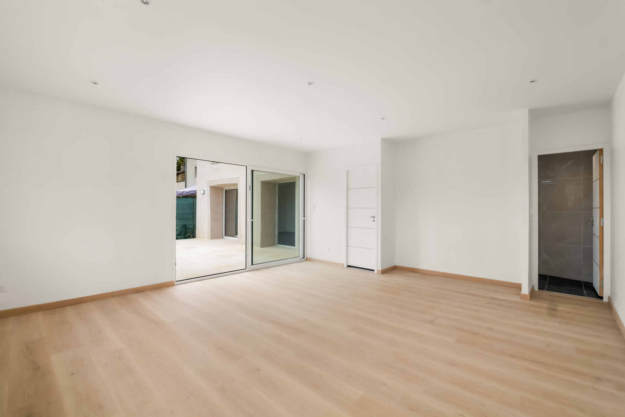 Photo 11 — JUNE IMMOBILIER
