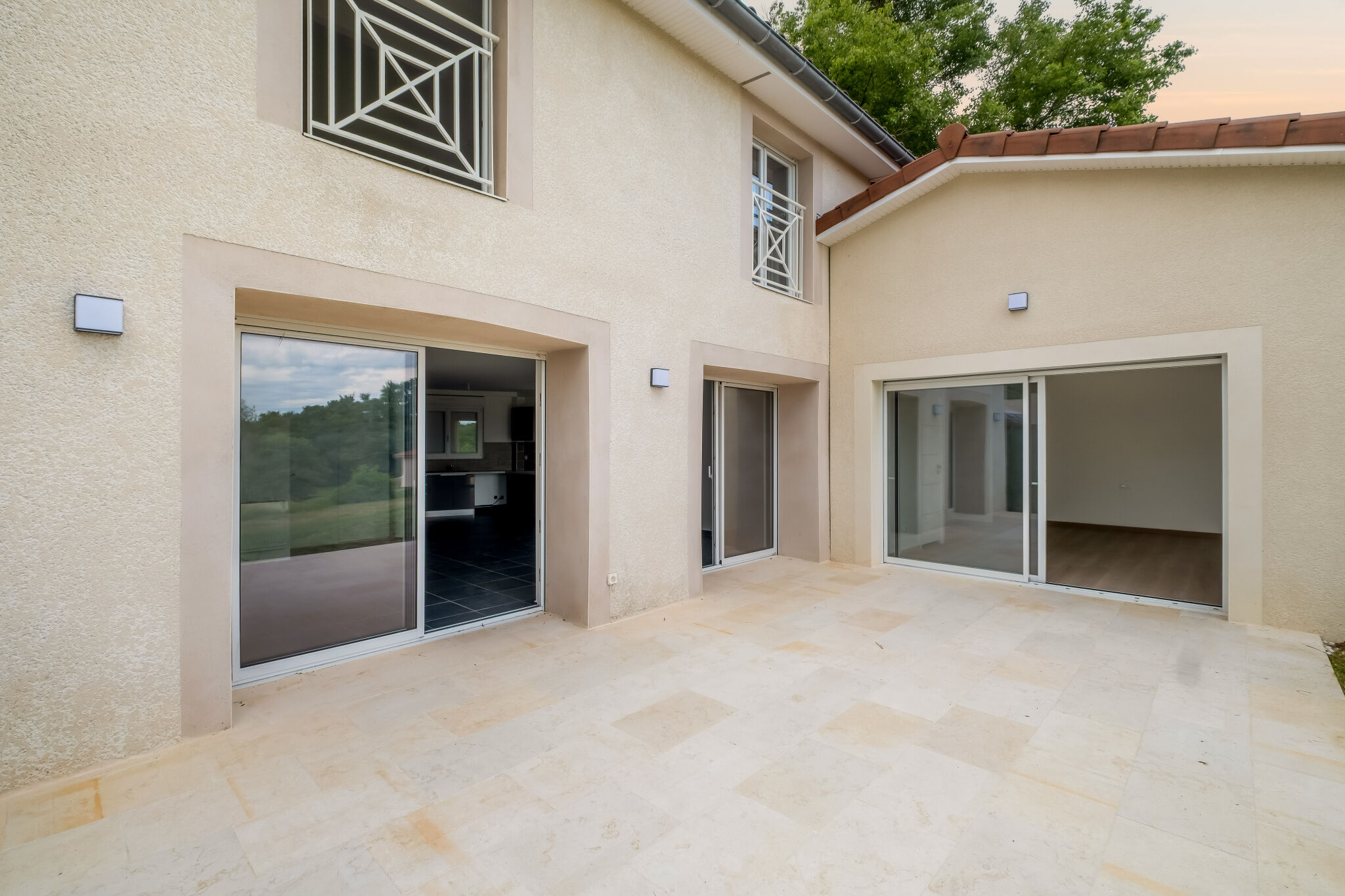 Photo 2 — JUNE IMMOBILIER