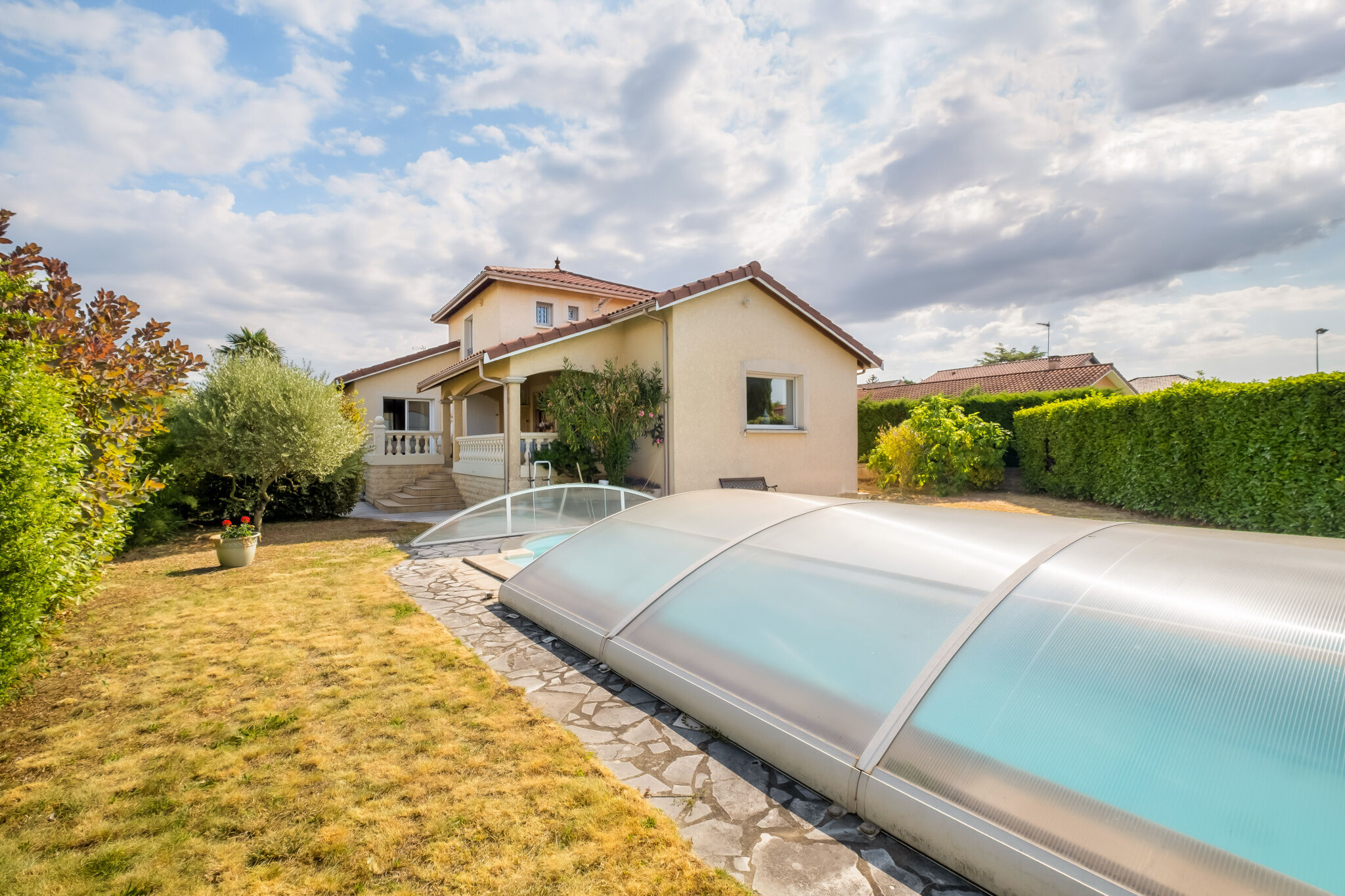 Photo 2 — JUNE IMMOBILIER