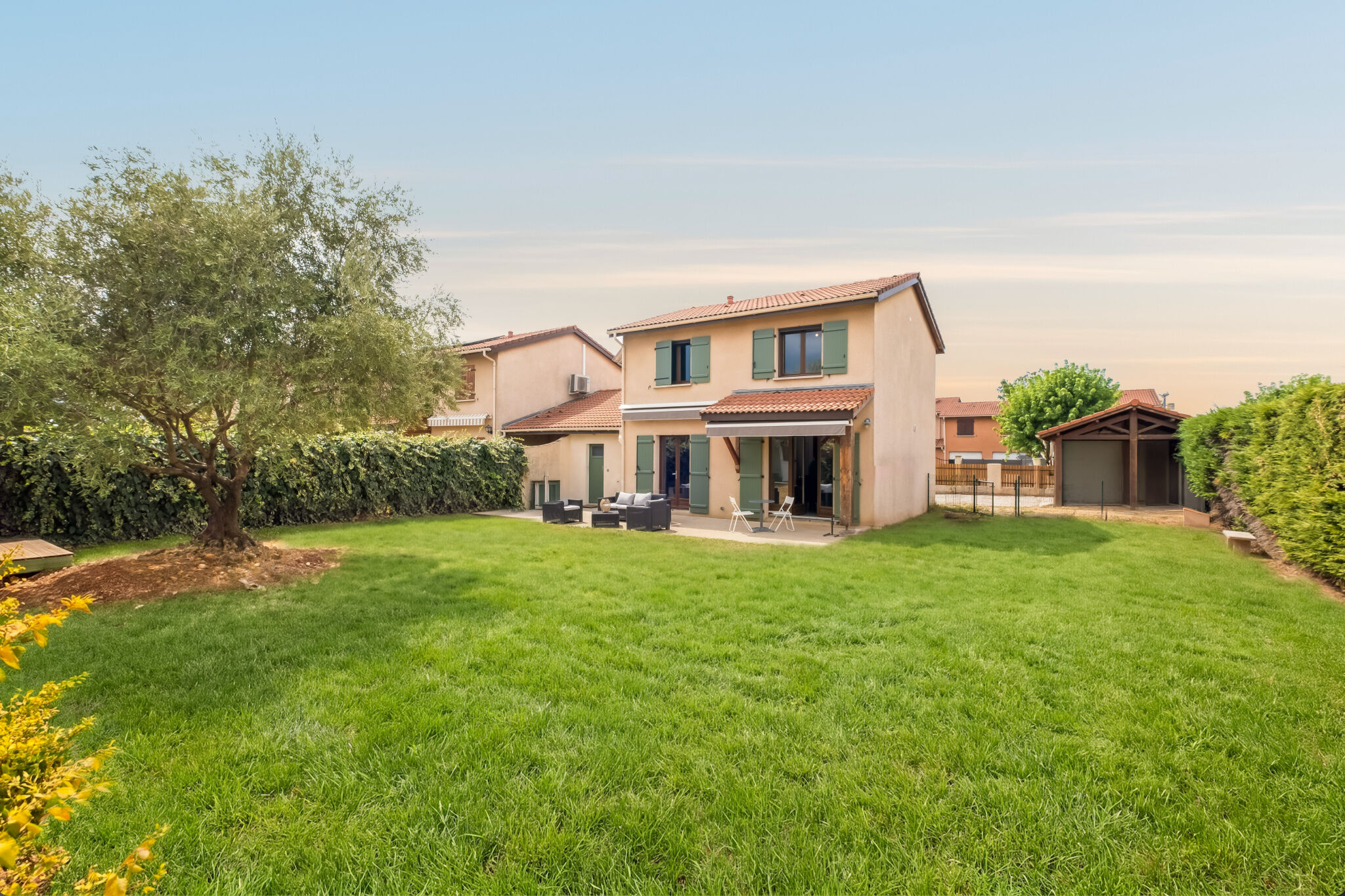 Photo 2 — JUNE IMMOBILIER