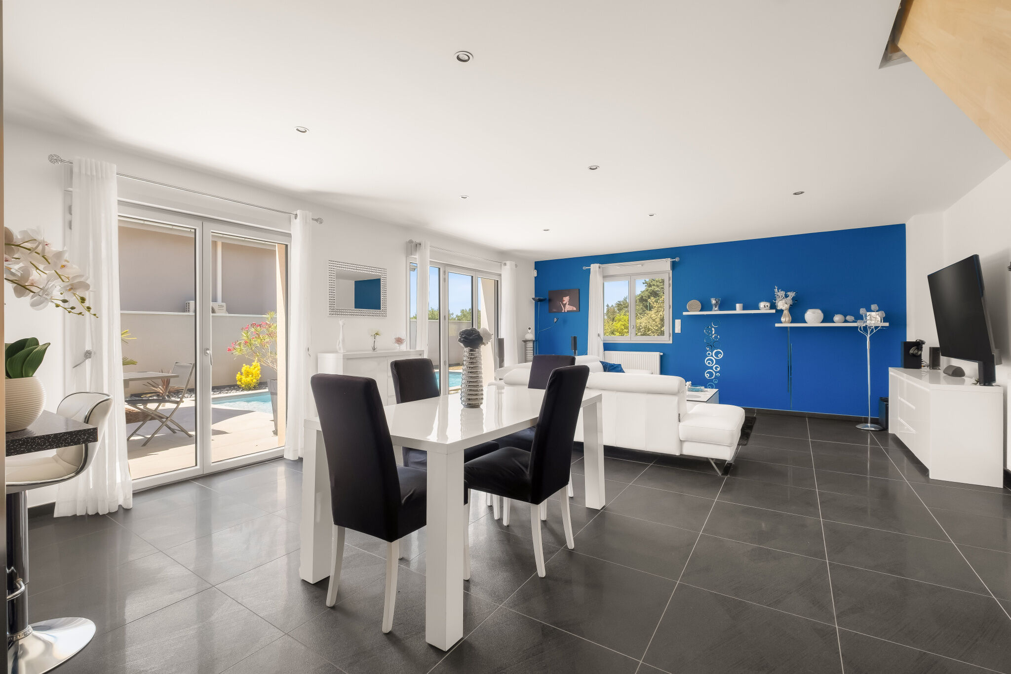 Photo 8 — JUNE IMMOBILIER