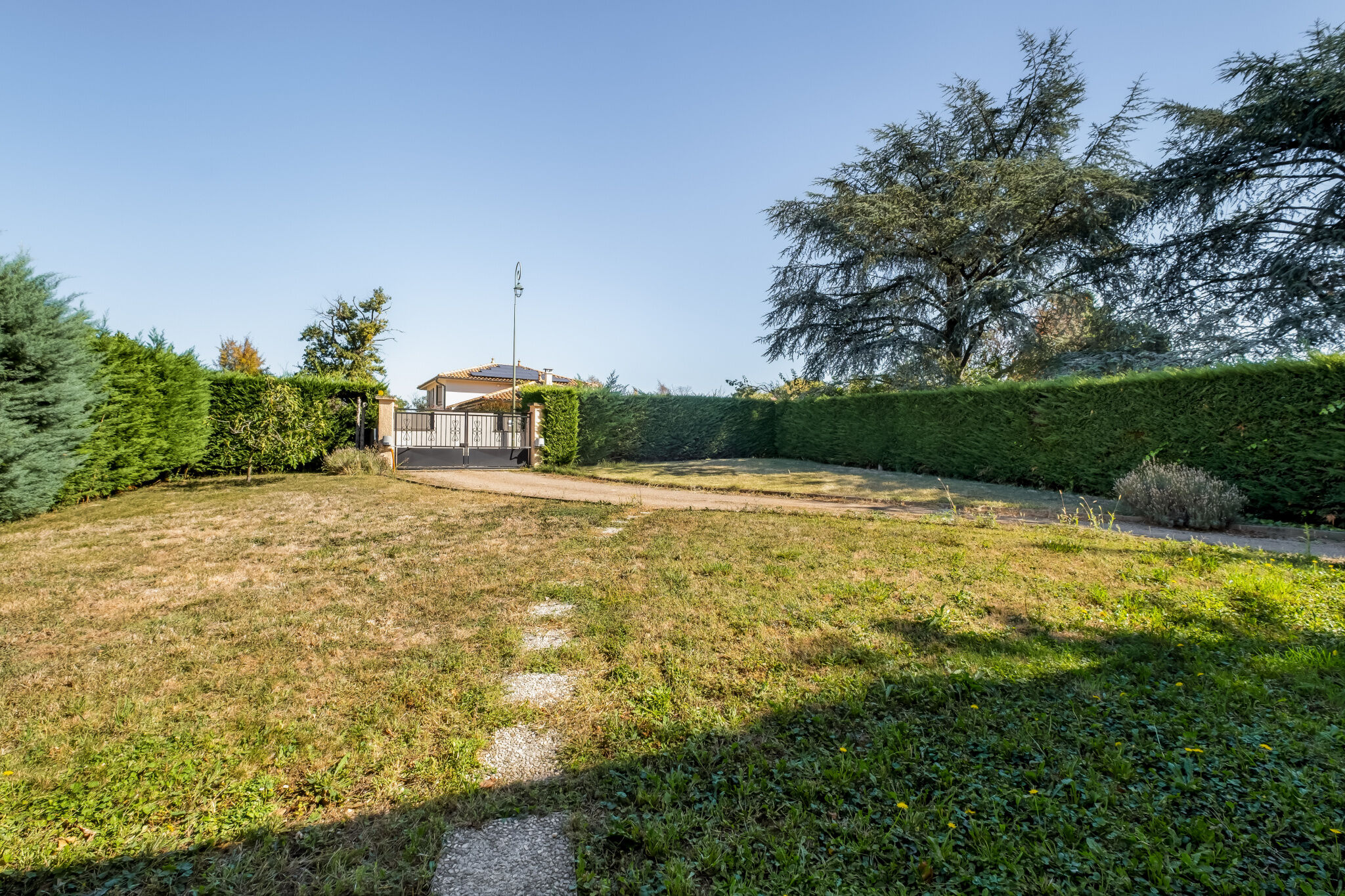 Photo 18 — JUNE IMMOBILIER