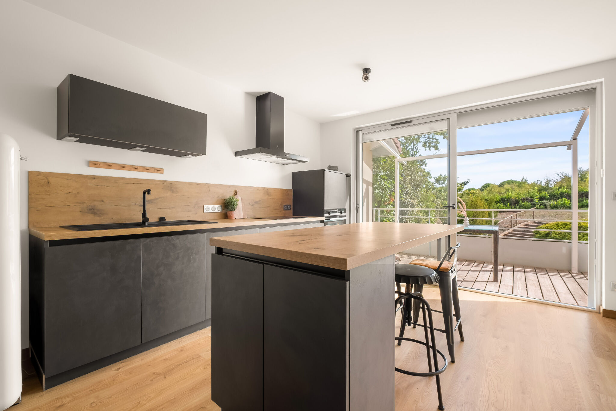 Photo 10 — JUNE IMMOBILIER