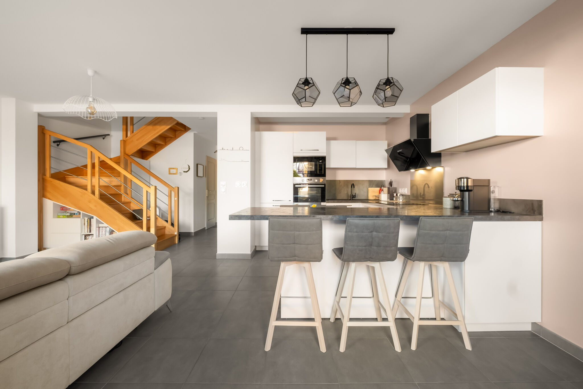 Photo 2 — JUNE IMMOBILIER