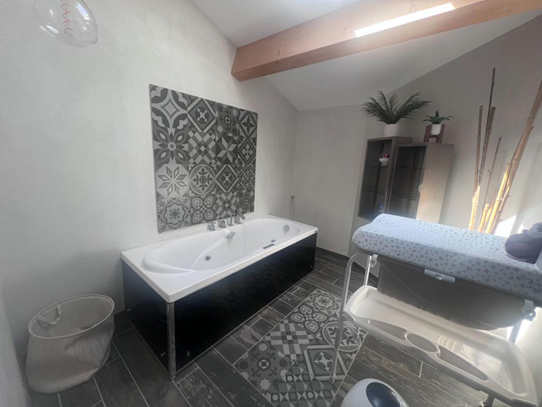 Photo 11 — BARJAC IMMOBILIER