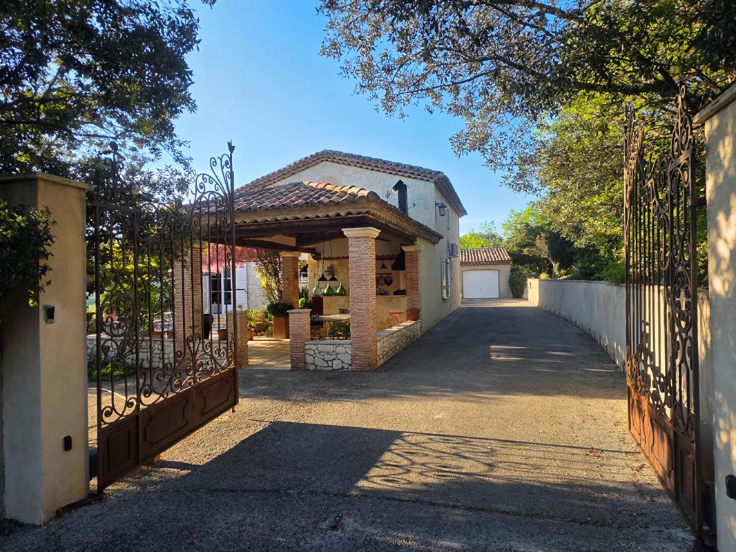 Photo 2 — BARJAC IMMOBILIER