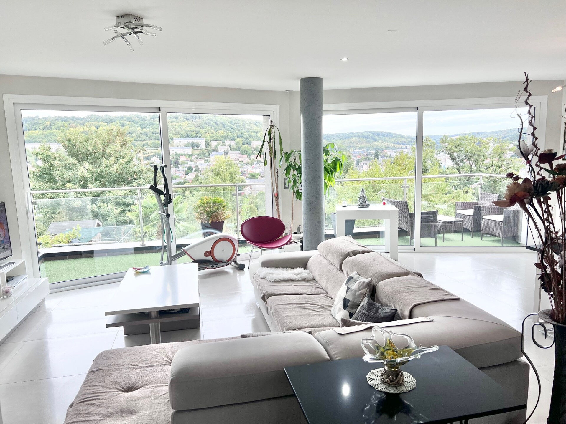 Photo 2 — GIN IMMOBILIER