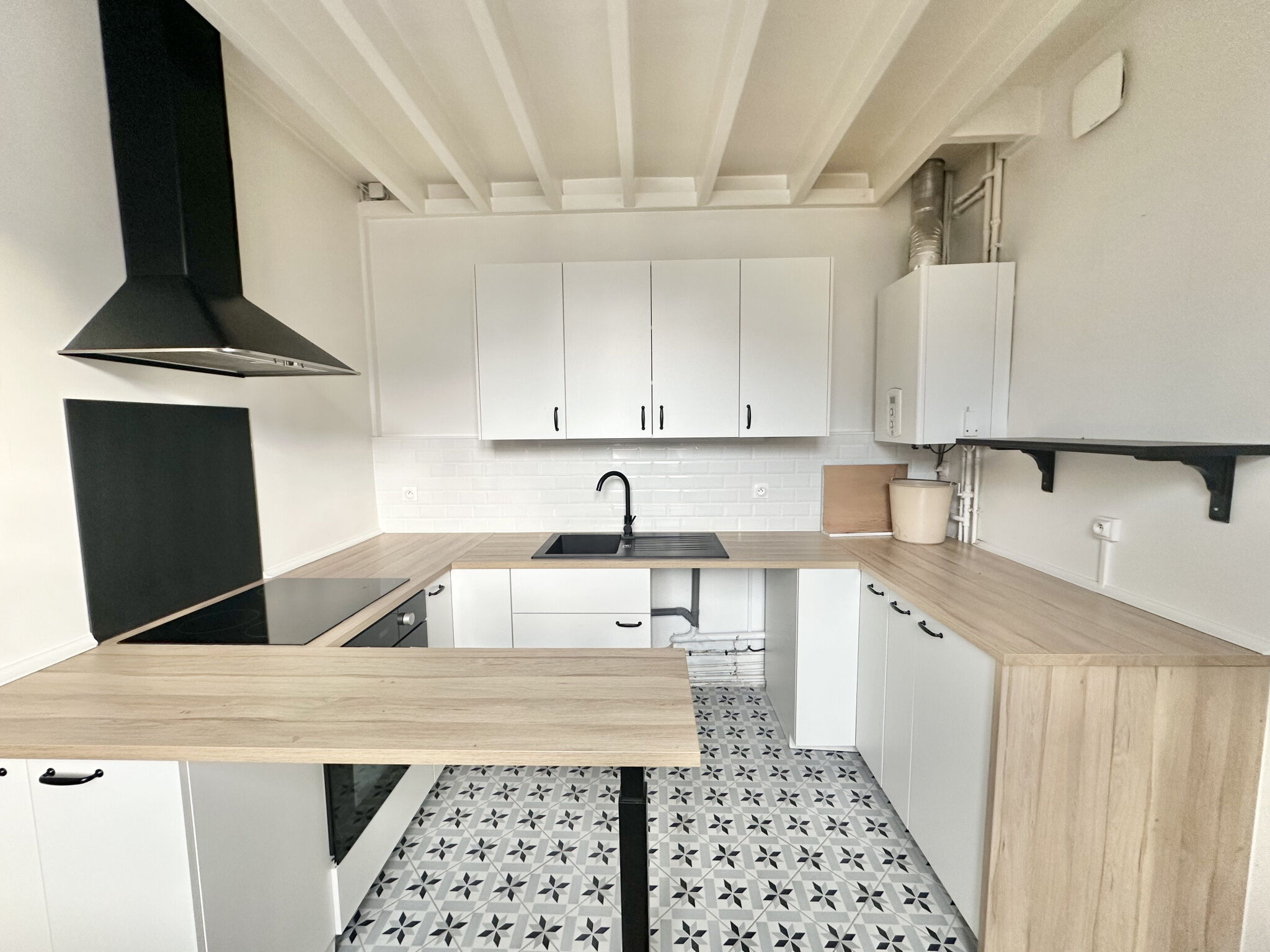 Photo 2 — GIN IMMOBILIER