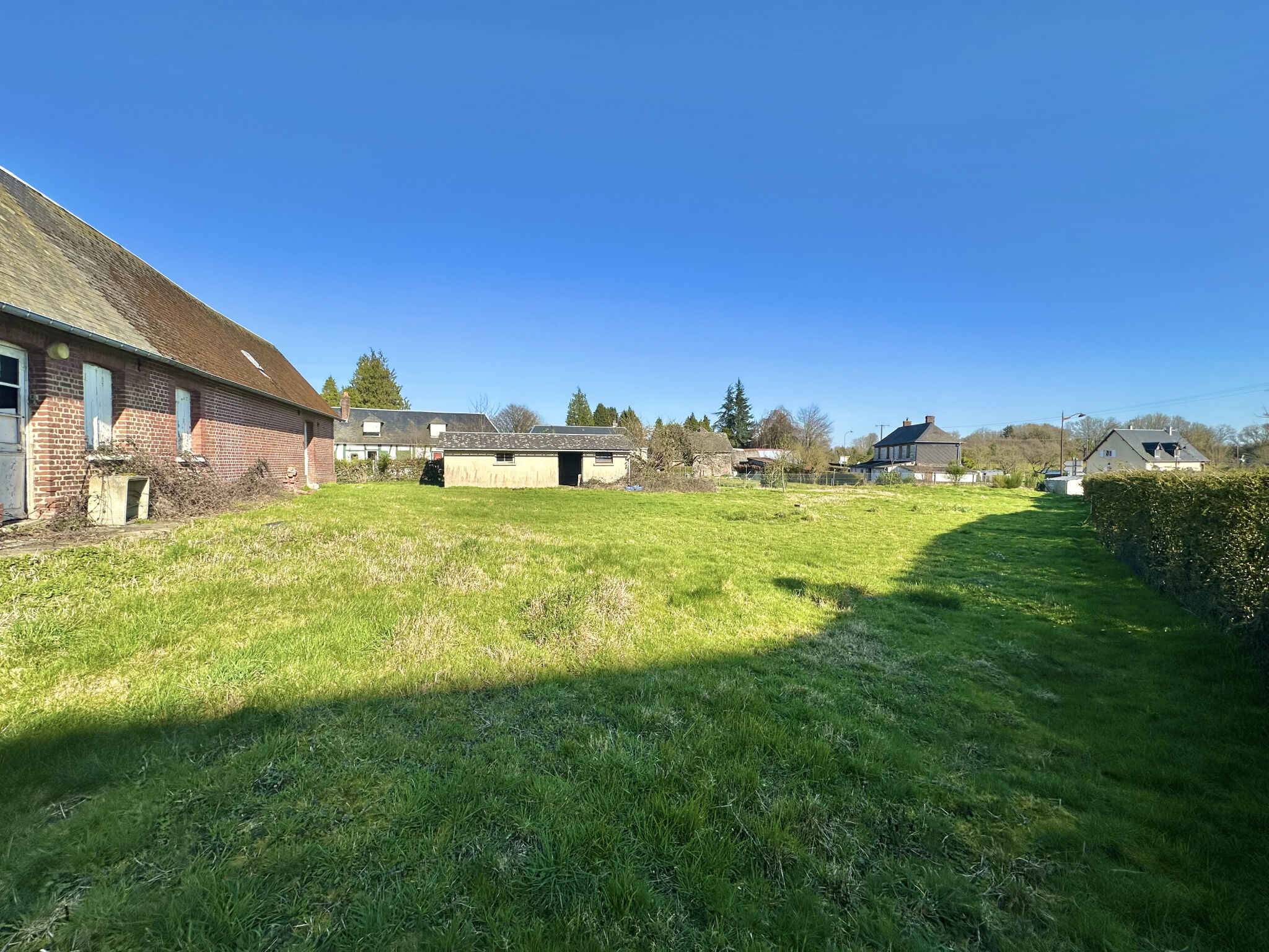 Photo 2 — GIN IMMOBILIER