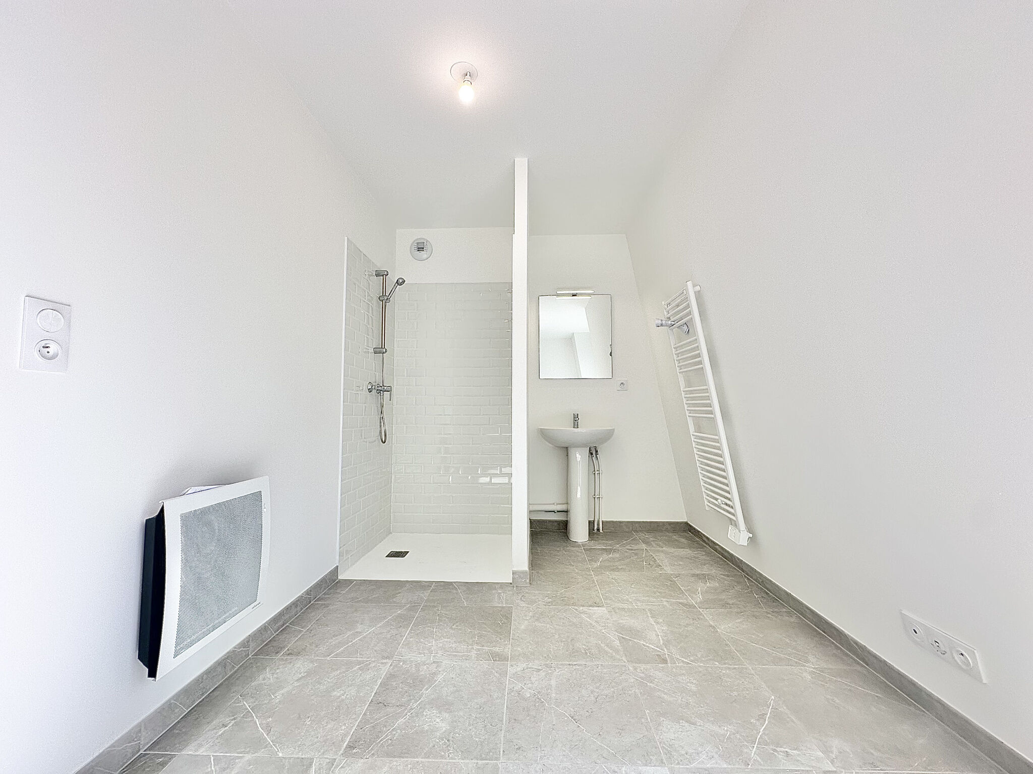 Photo 18 — GIN IMMOBILIER