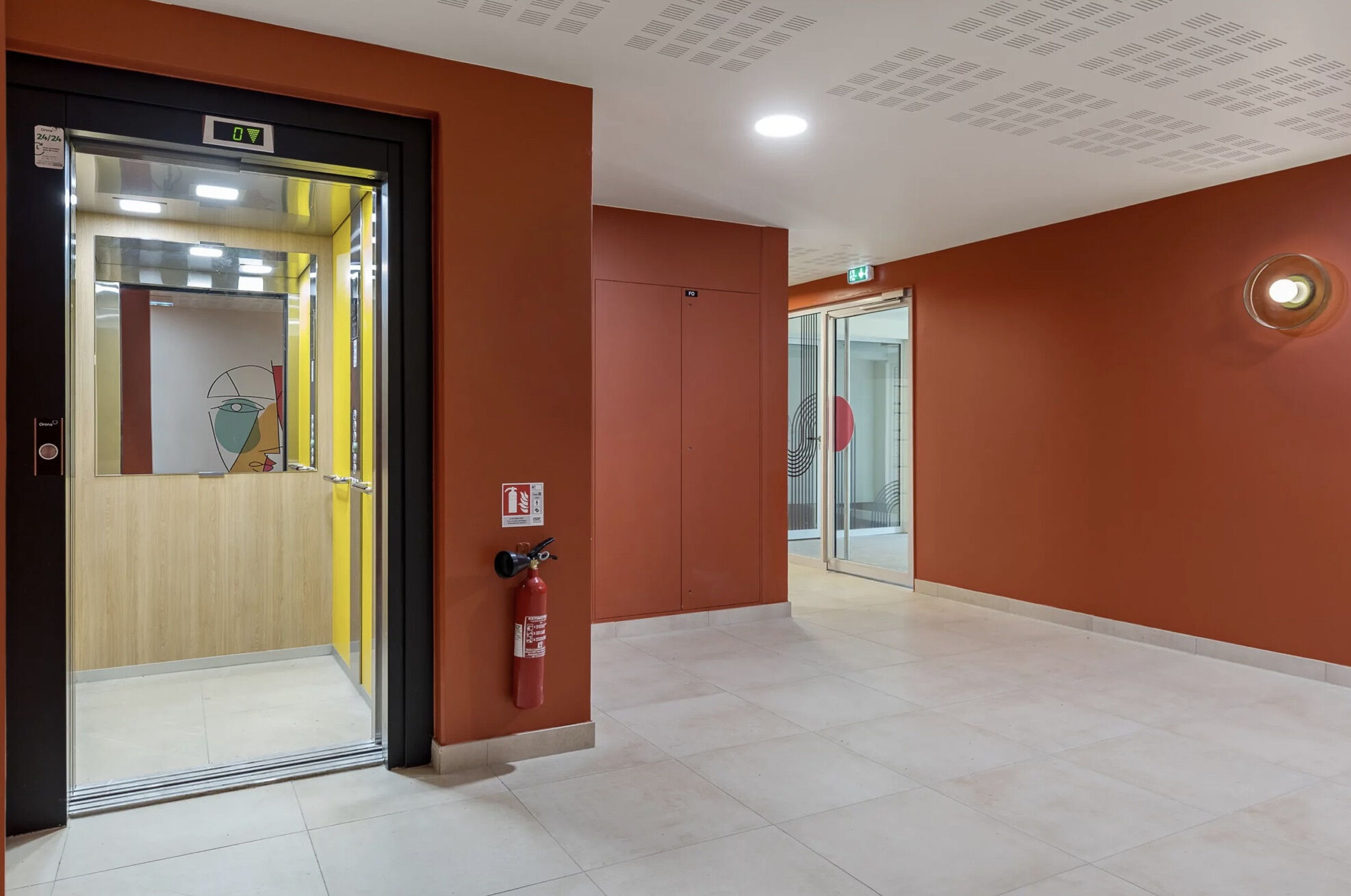 Photo 2 — GIN IMMOBILIER