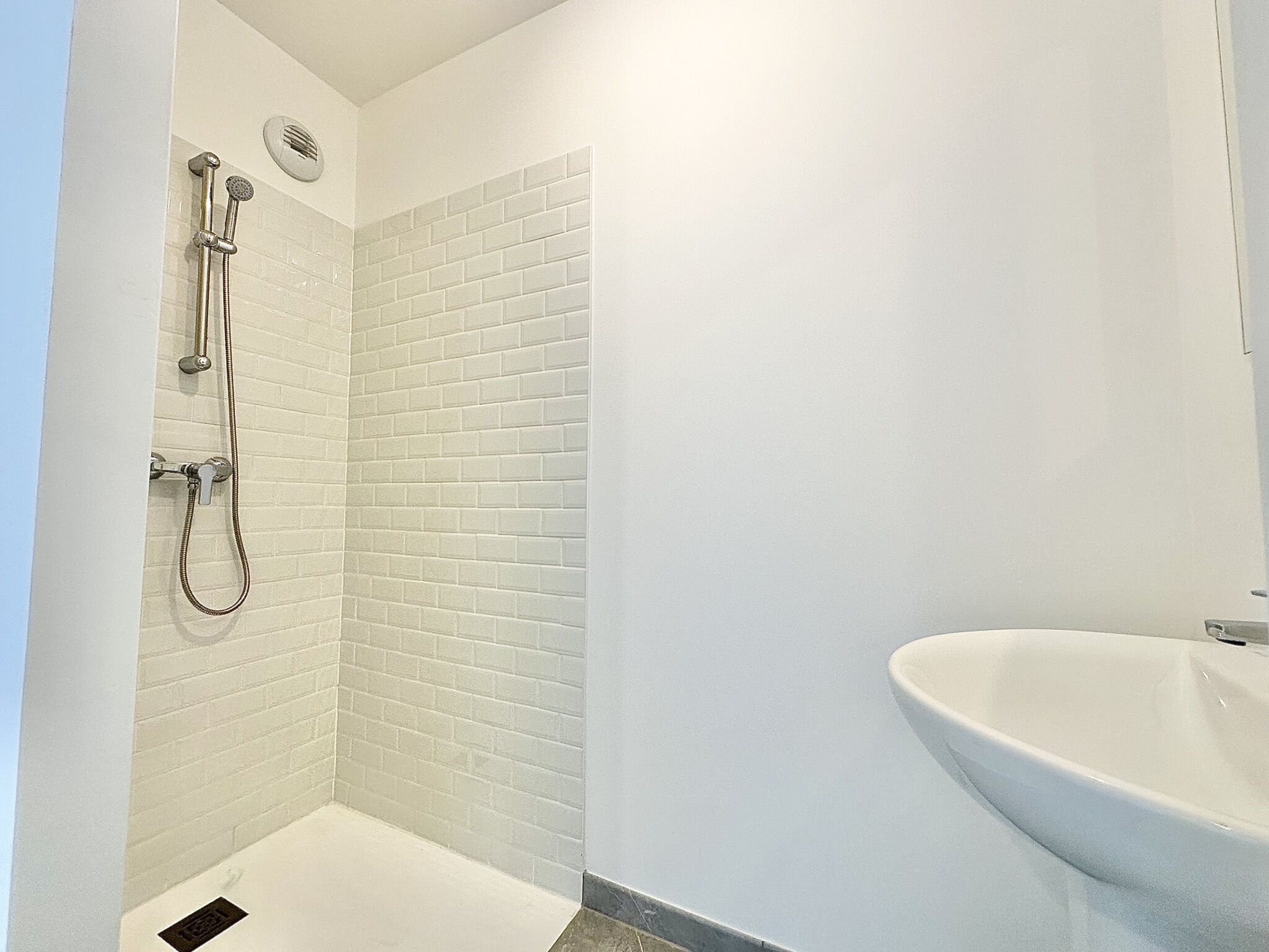Photo 12 — GIN IMMOBILIER