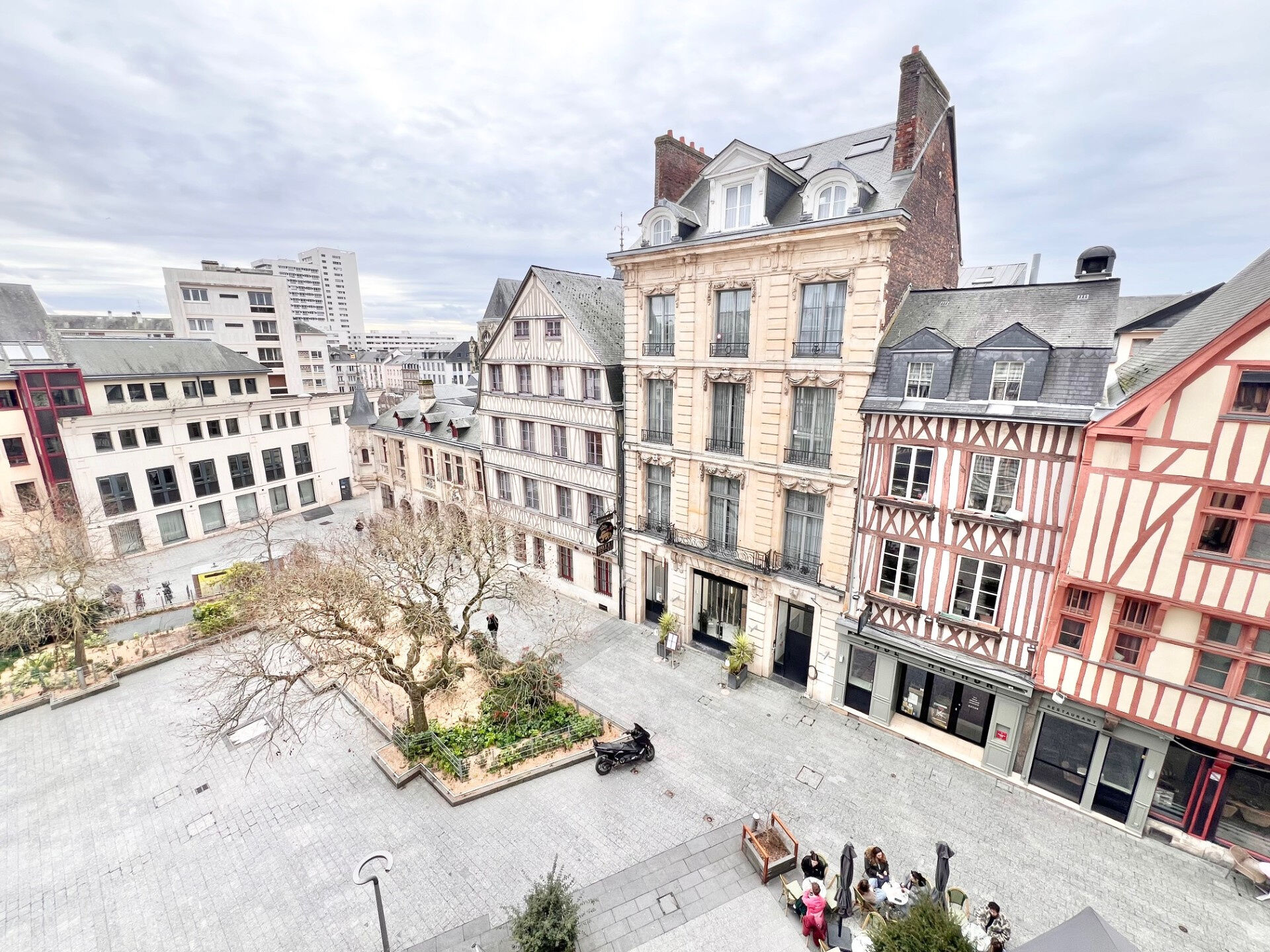 Photo 3 — GIN IMMOBILIER