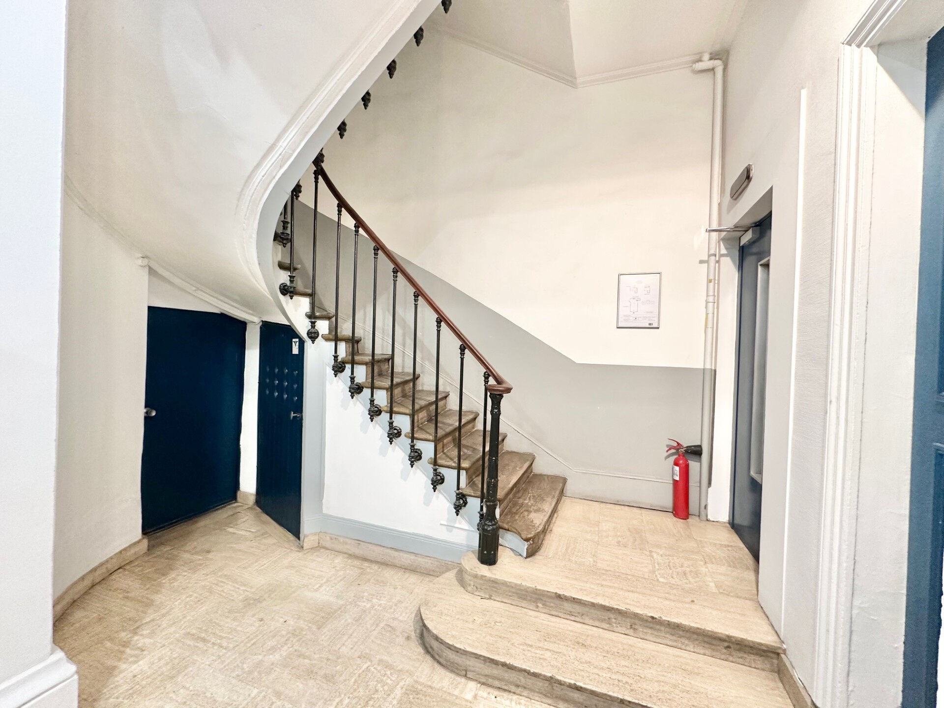 Photo 6 — GIN IMMOBILIER