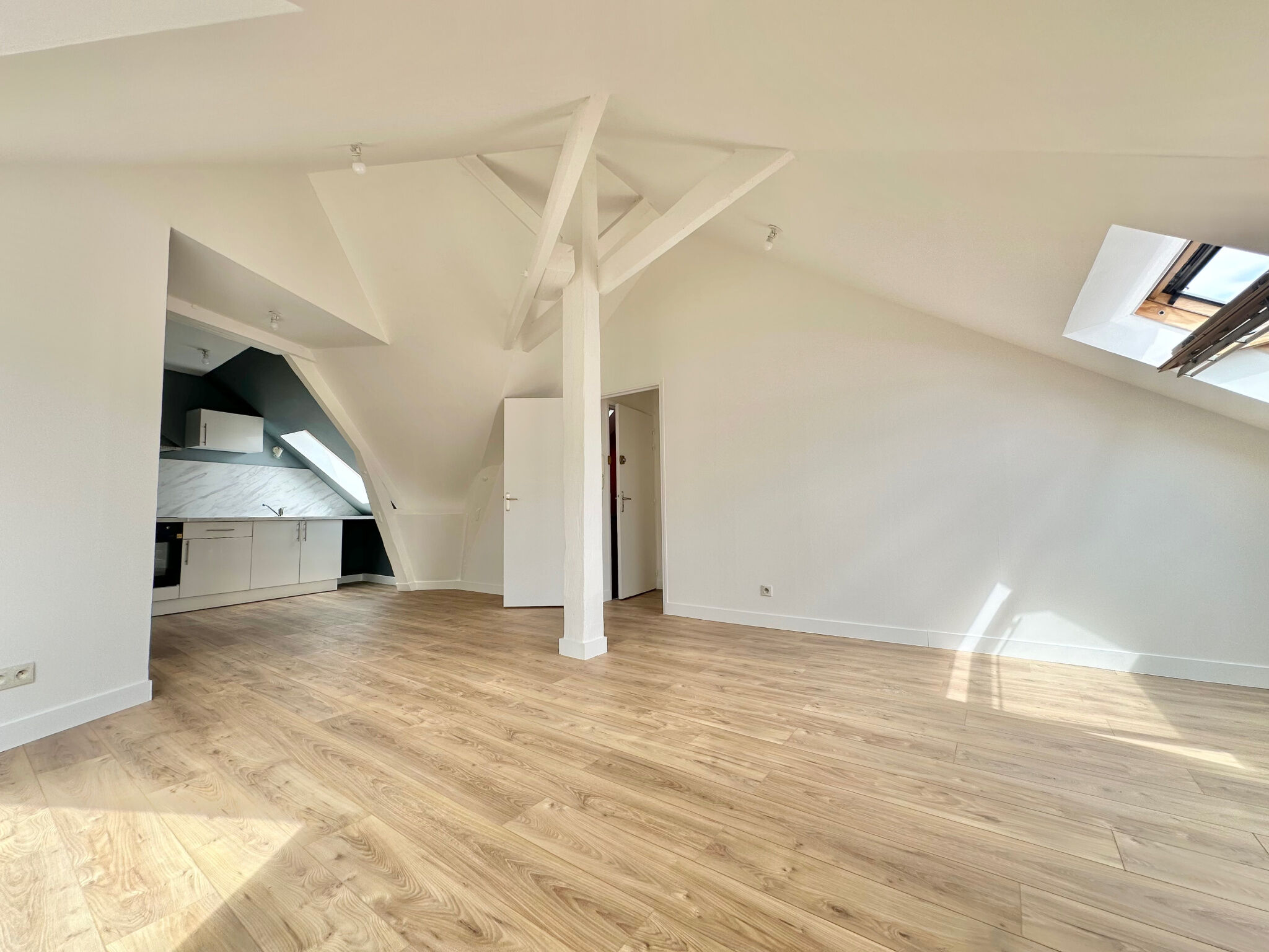 Photo 2 — GIN IMMOBILIER