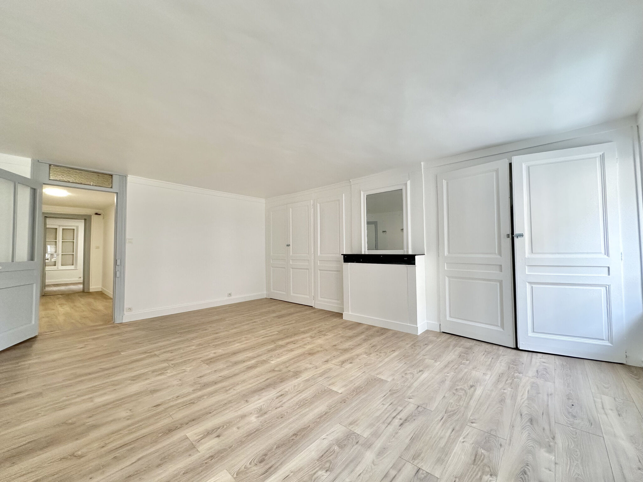 Photo 2 — GIN IMMOBILIER