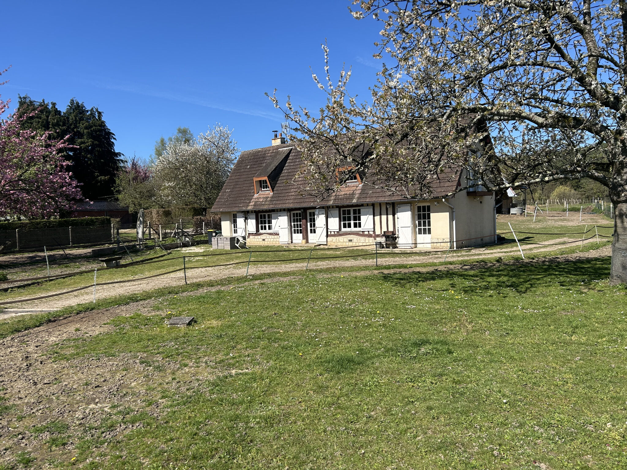 Photo 2 — GIN IMMOBILIER