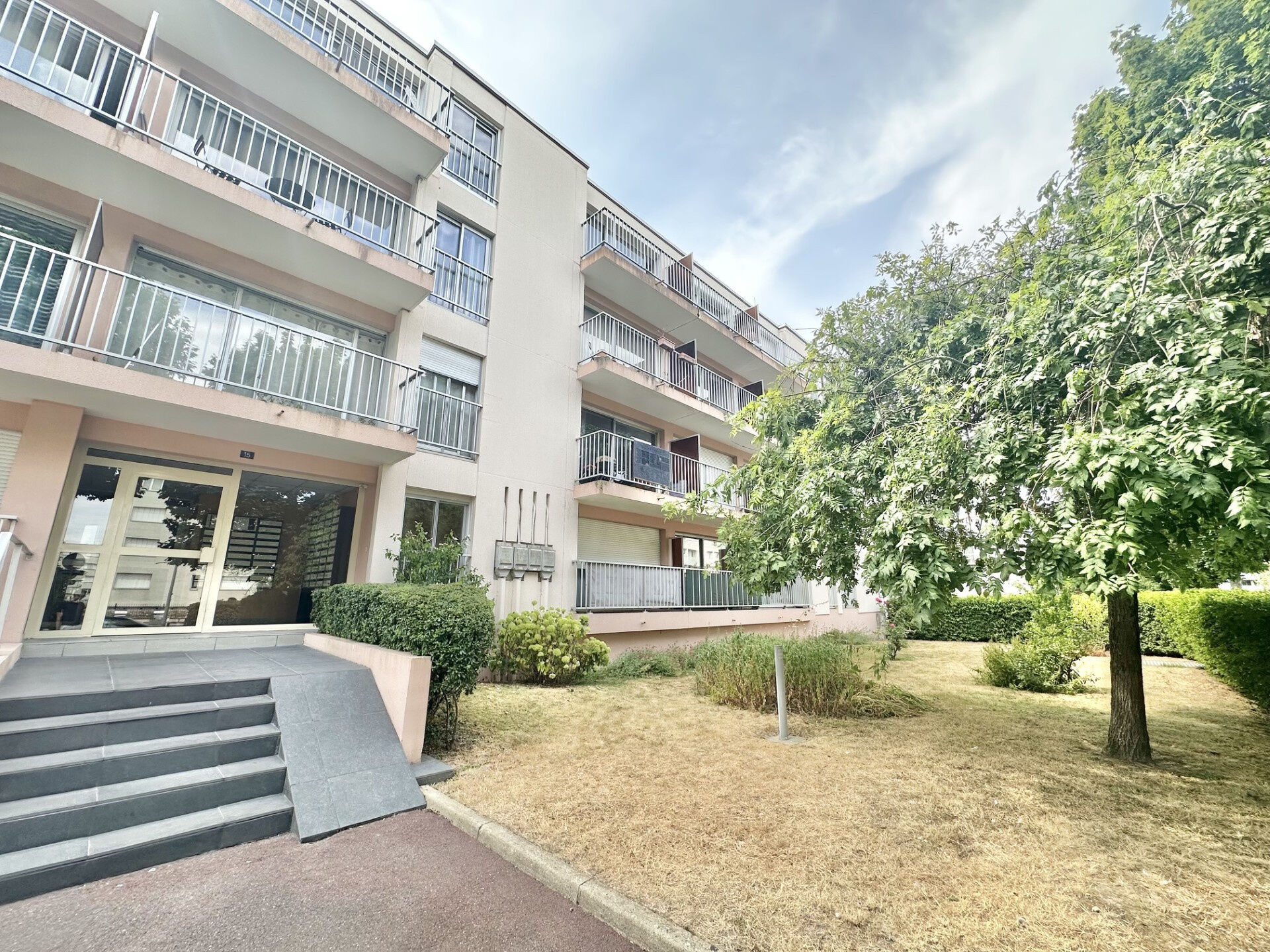 Photo 6 — GIN IMMOBILIER