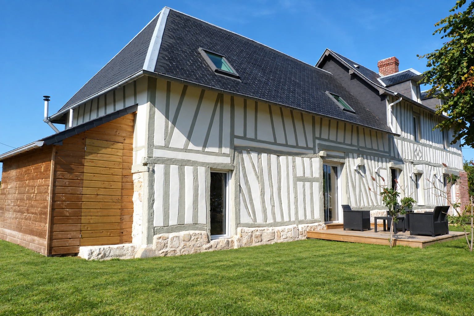Photo 2 — GIN IMMOBILIER