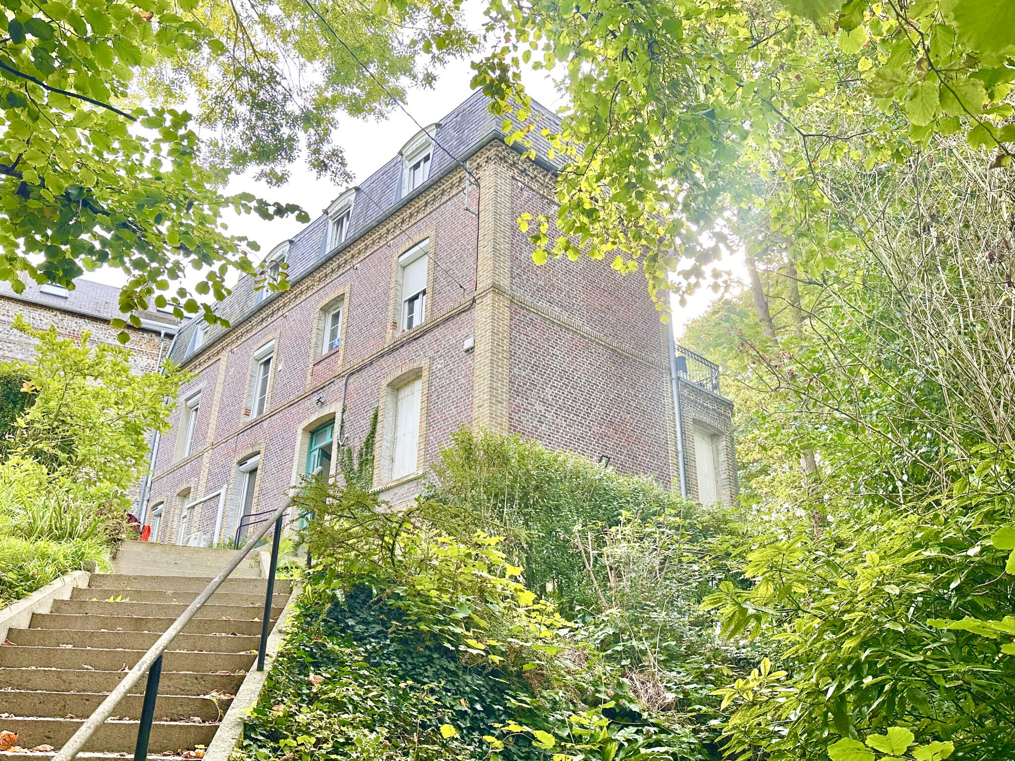 Photo 2 — GIN IMMOBILIER