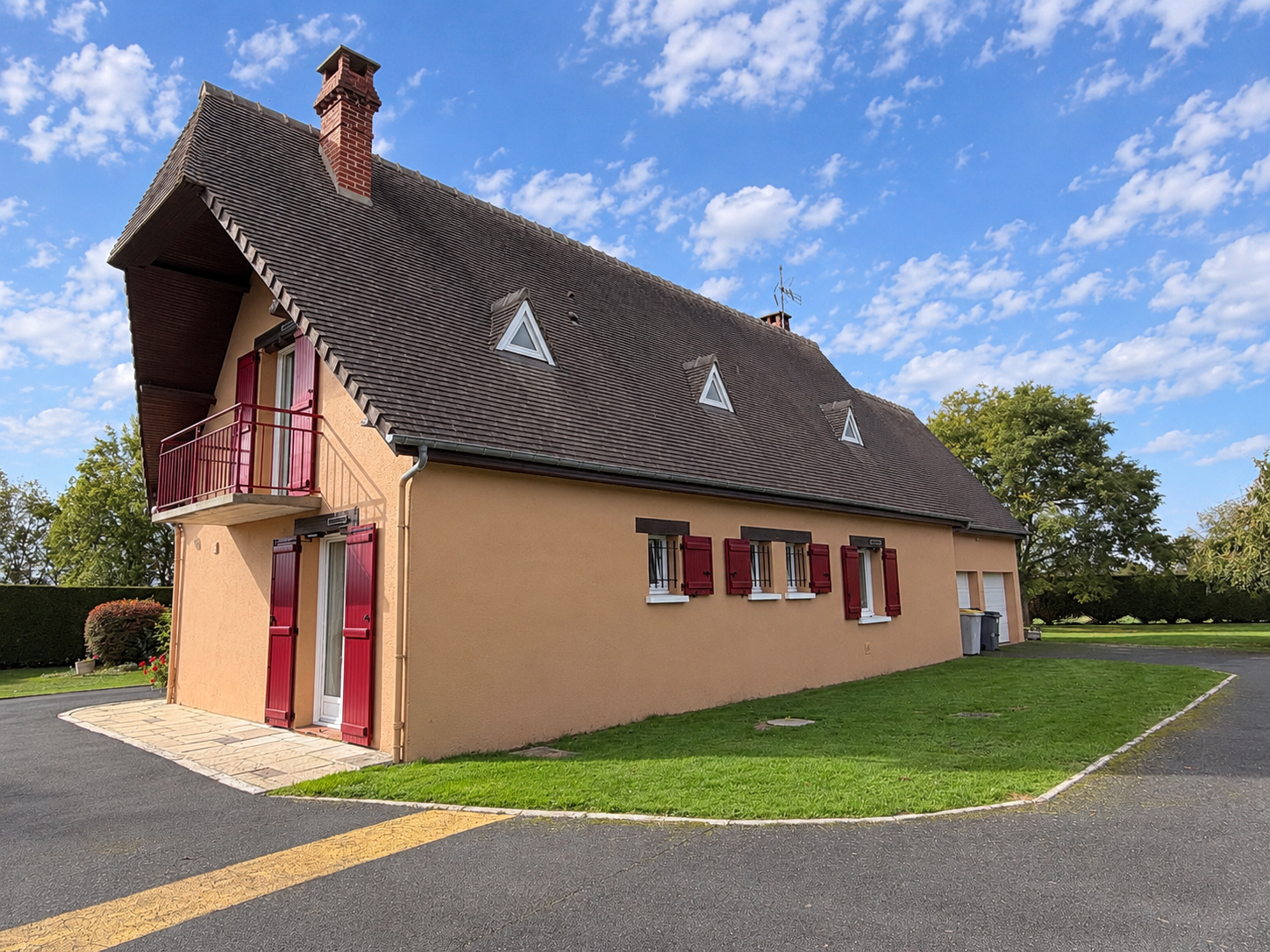 Photo 2 — GIN IMMOBILIER