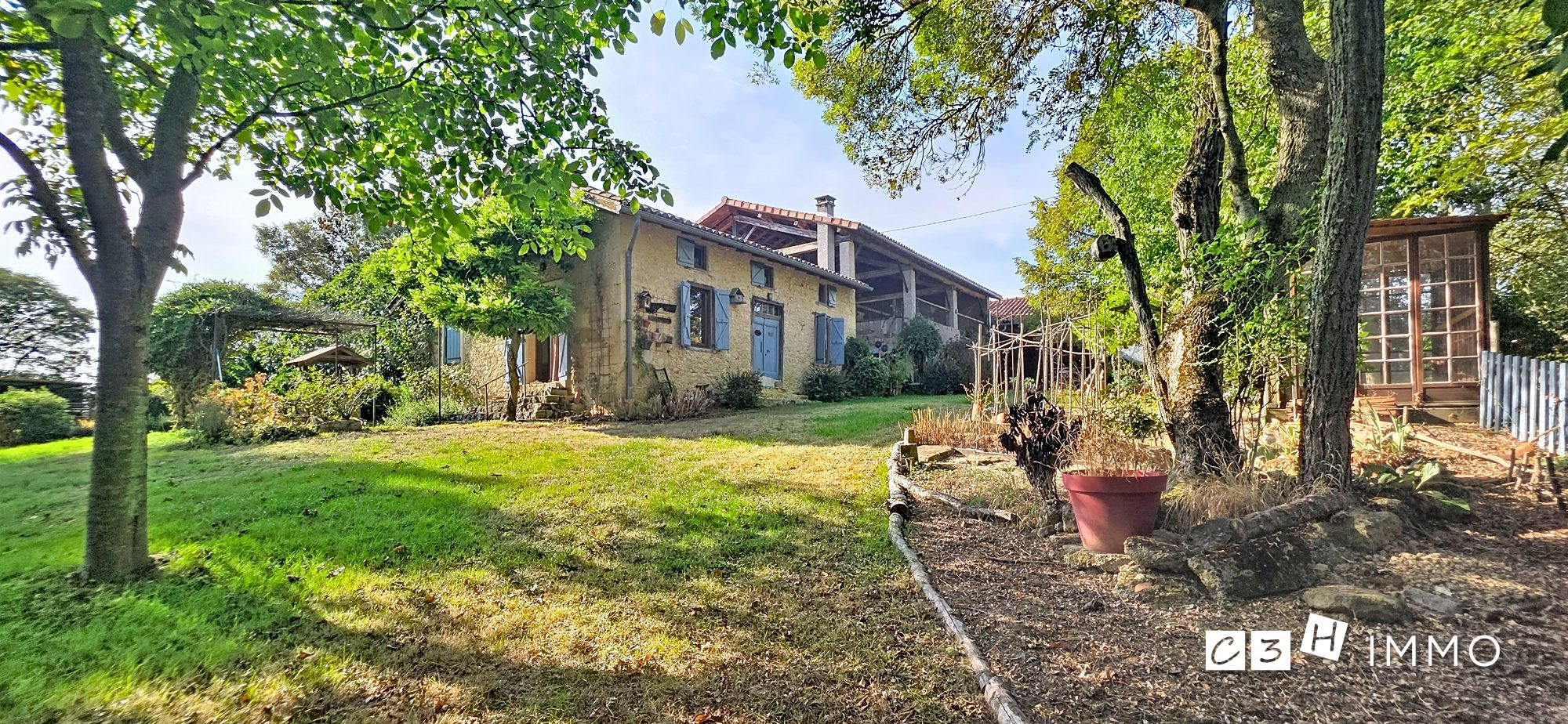 Photo 4 — C3H IMMO