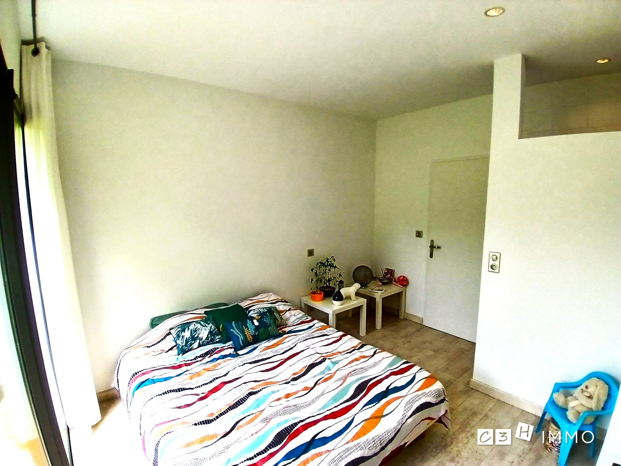 Photo 16 — C3H IMMO