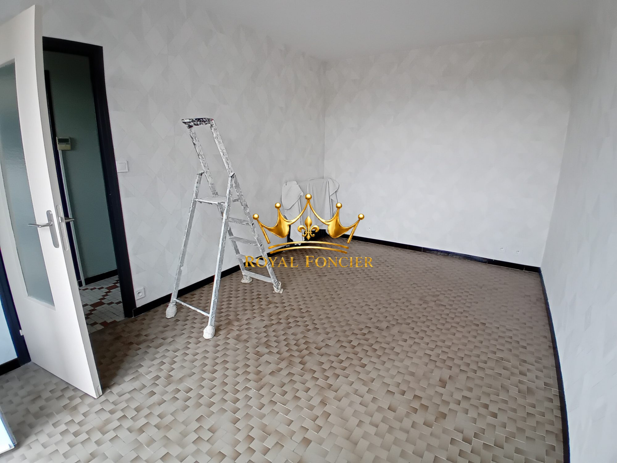 Photo 3 — ROYAL FONCIER
