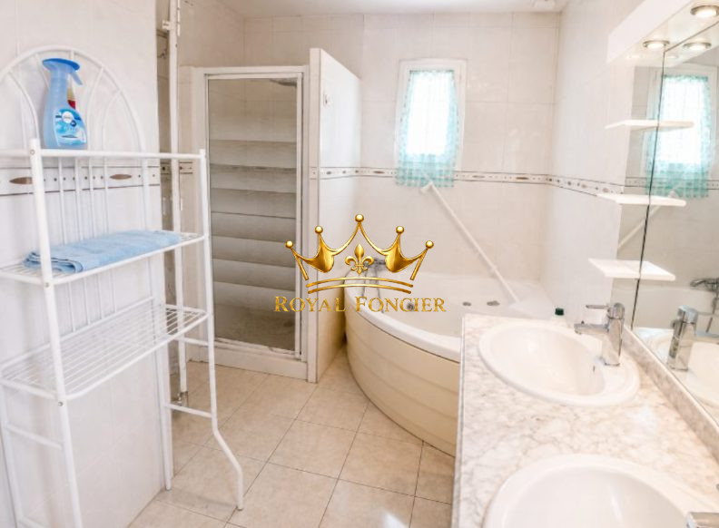 Photo 13 — ROYAL FONCIER