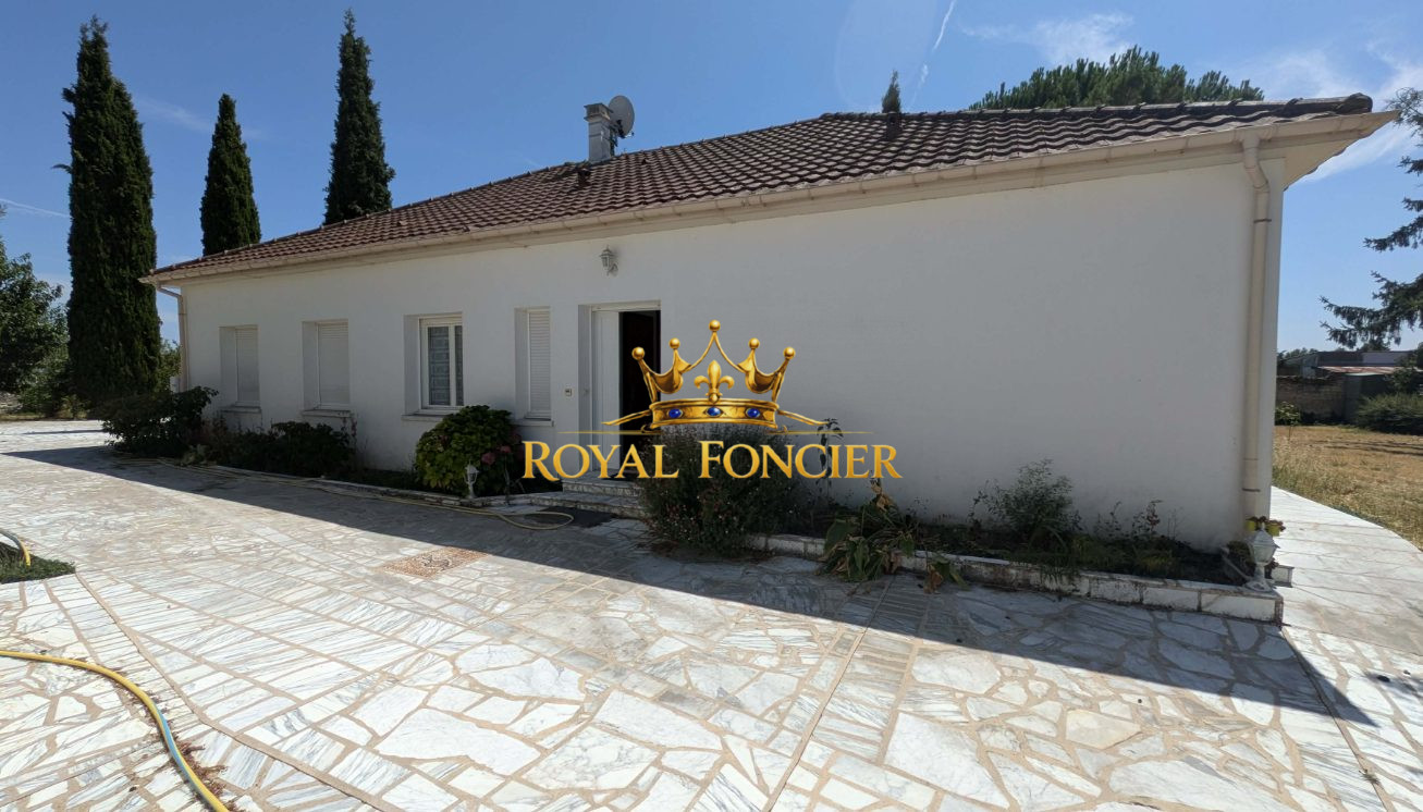 Photo 2 — ROYAL FONCIER