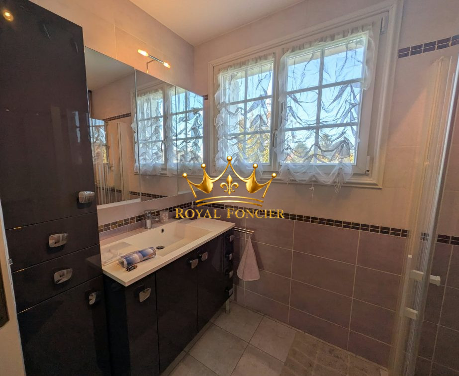 Photo 11 — ROYAL FONCIER