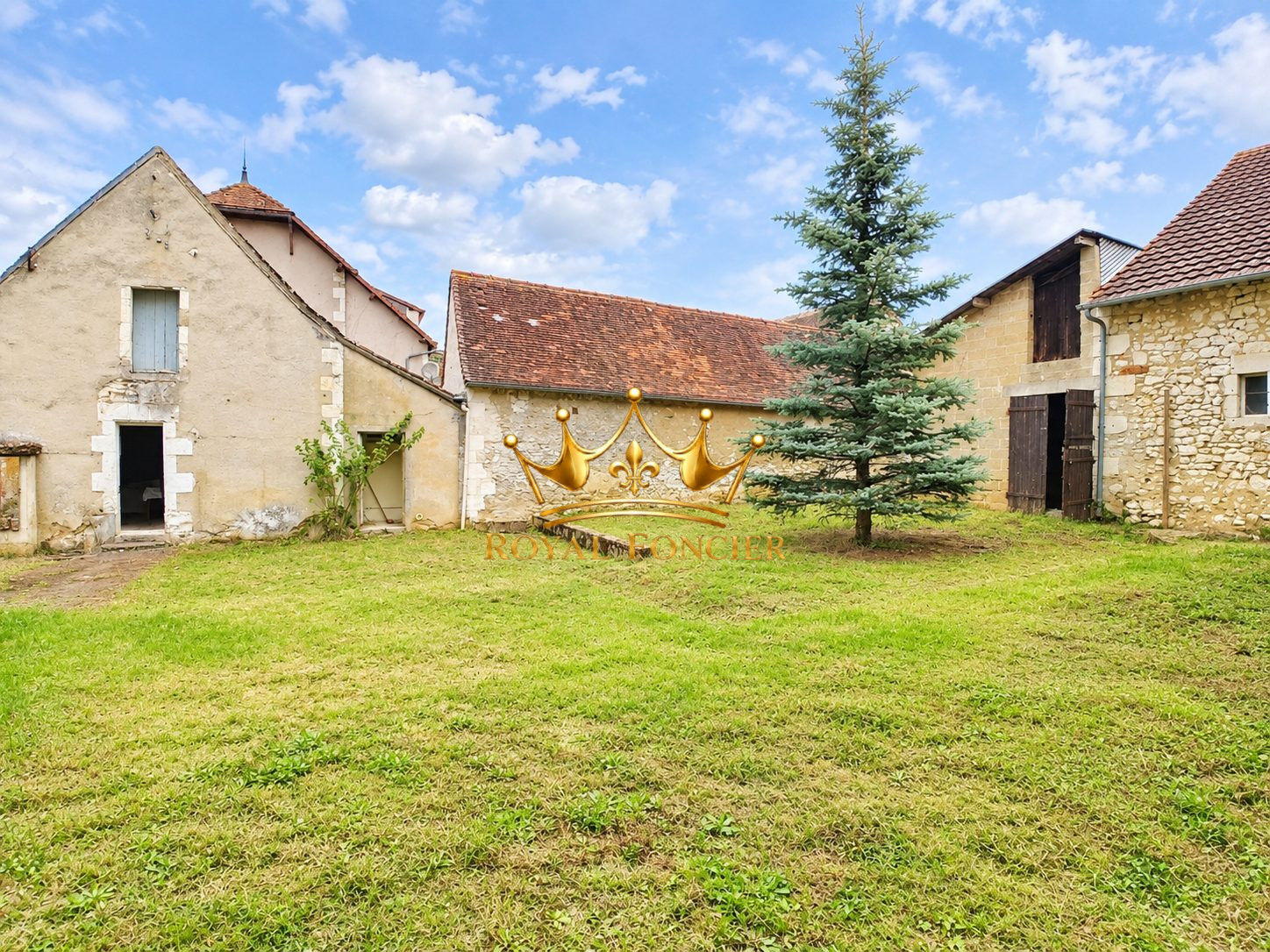 Photo 2 — ROYAL FONCIER
