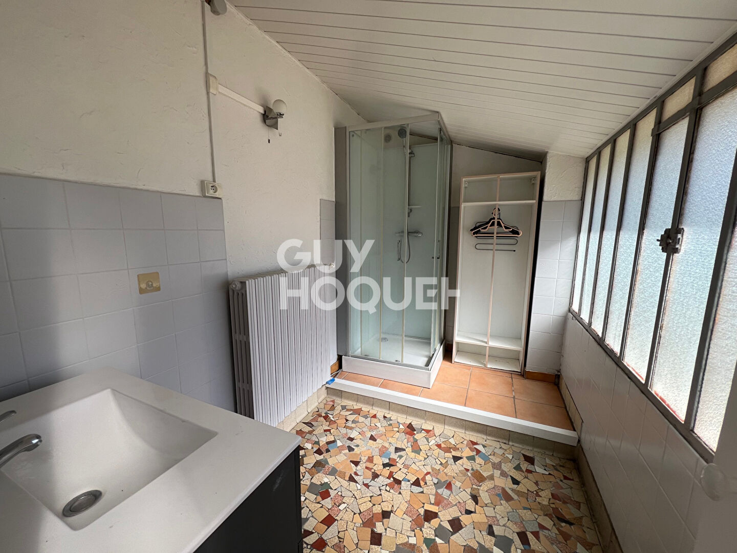 Photo 8 — GUY HOQUET LAON