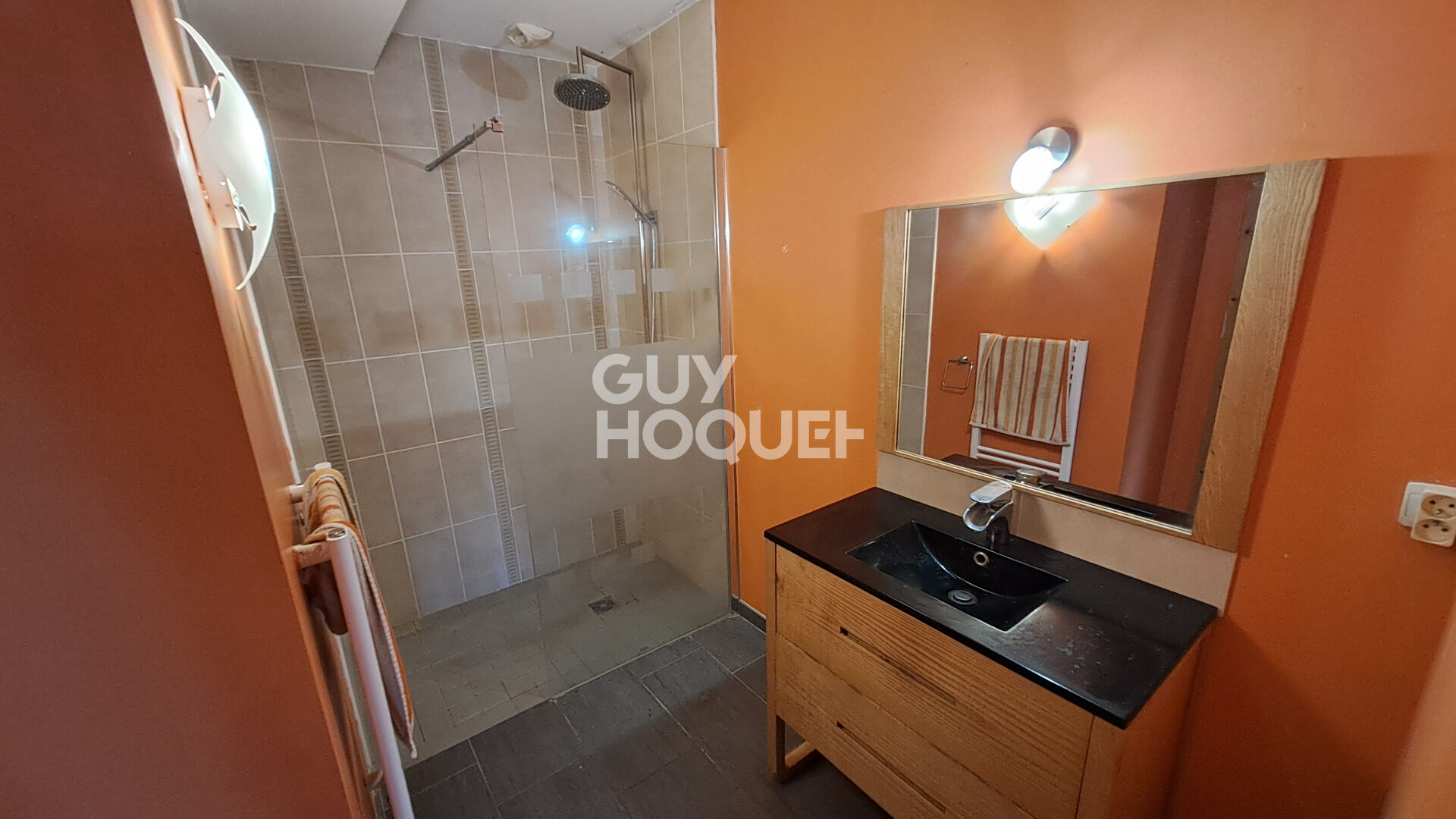 Photo 12 — GUY HOQUET LAON