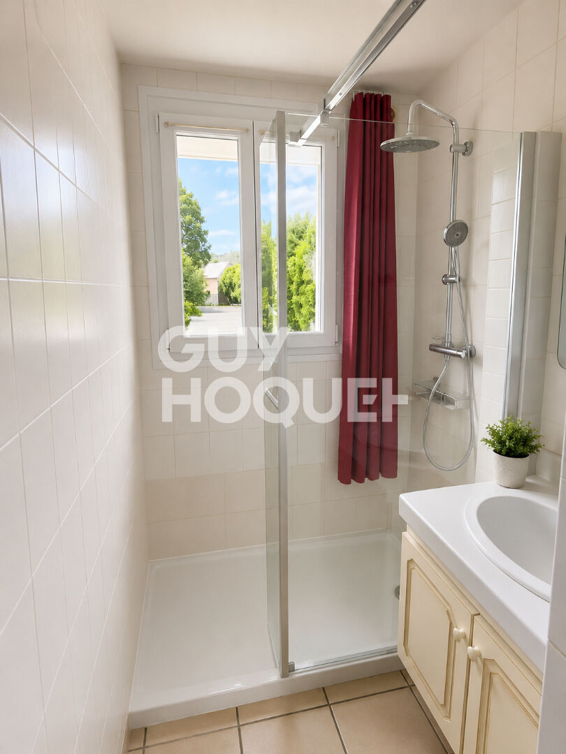 Photo 6 — GUY HOQUET LAON