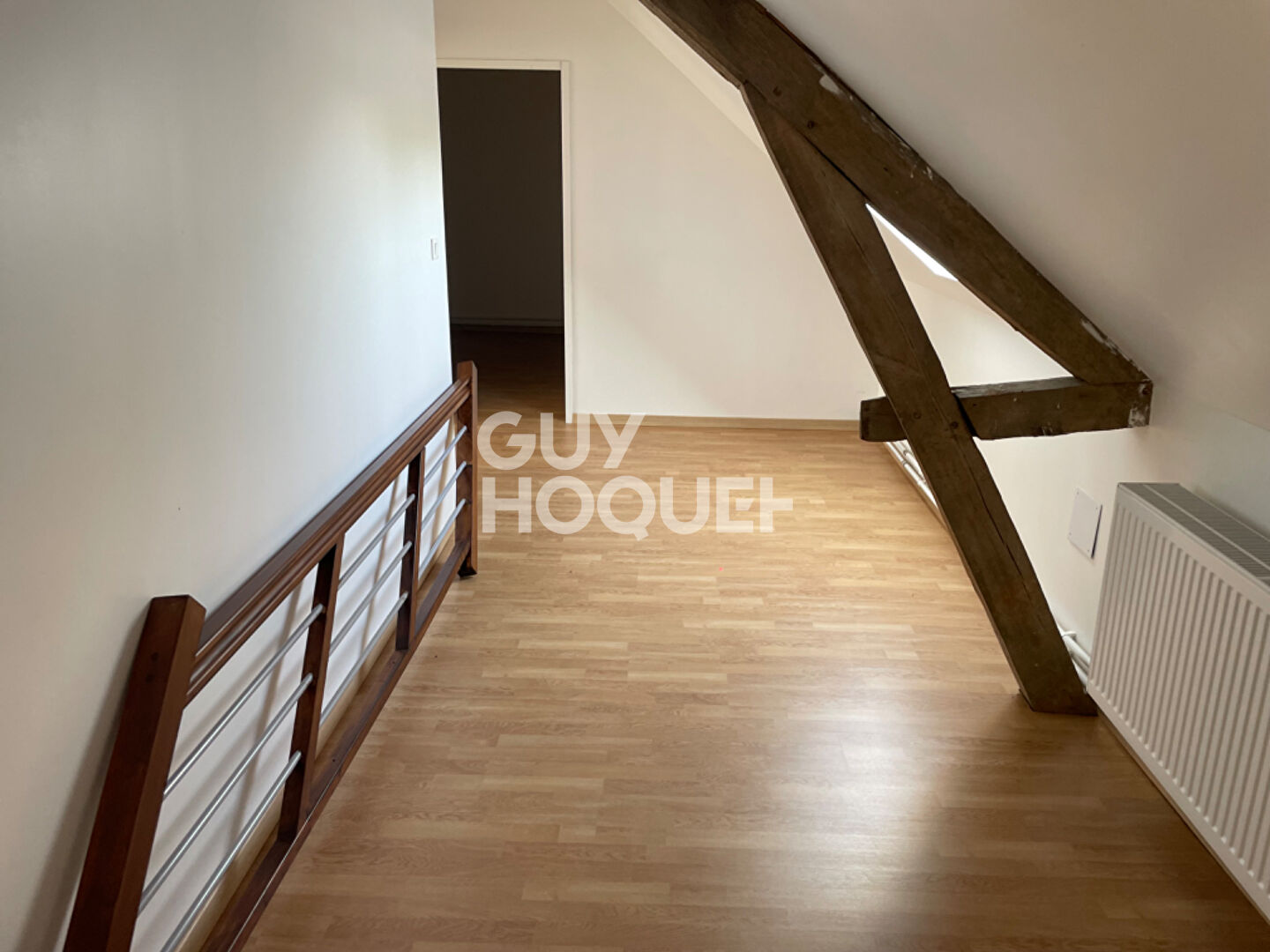 Photo 11 — GUY HOQUET LAON