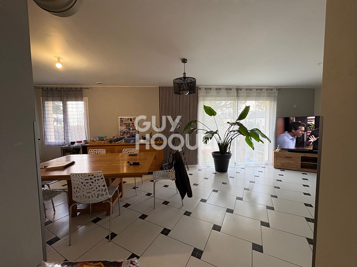 Photo 6 — GUY HOQUET SOISSONS